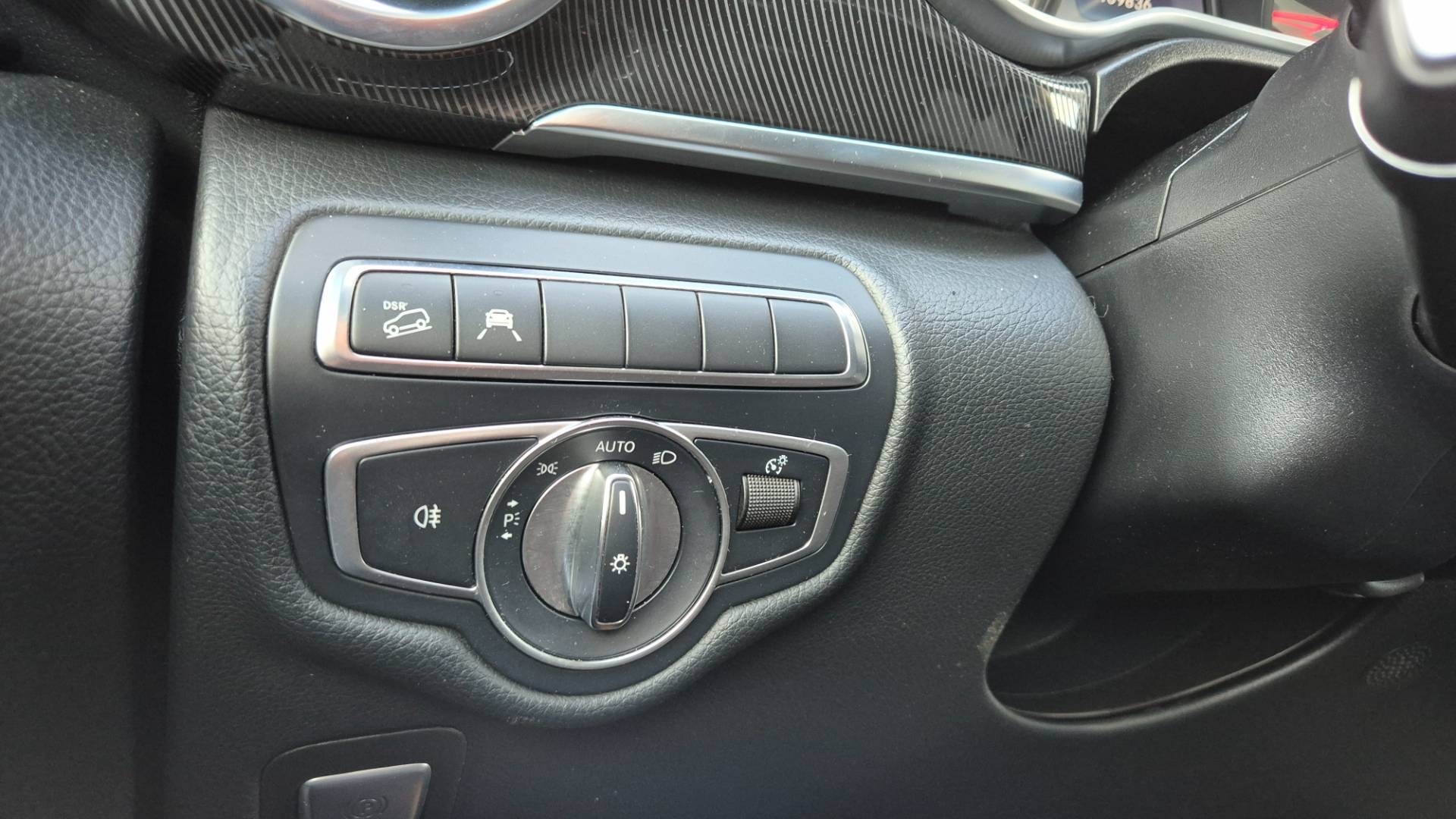 Mercedes-Benz V trieda V250 d kompakt 4MATIC A/T – Obrázok 36