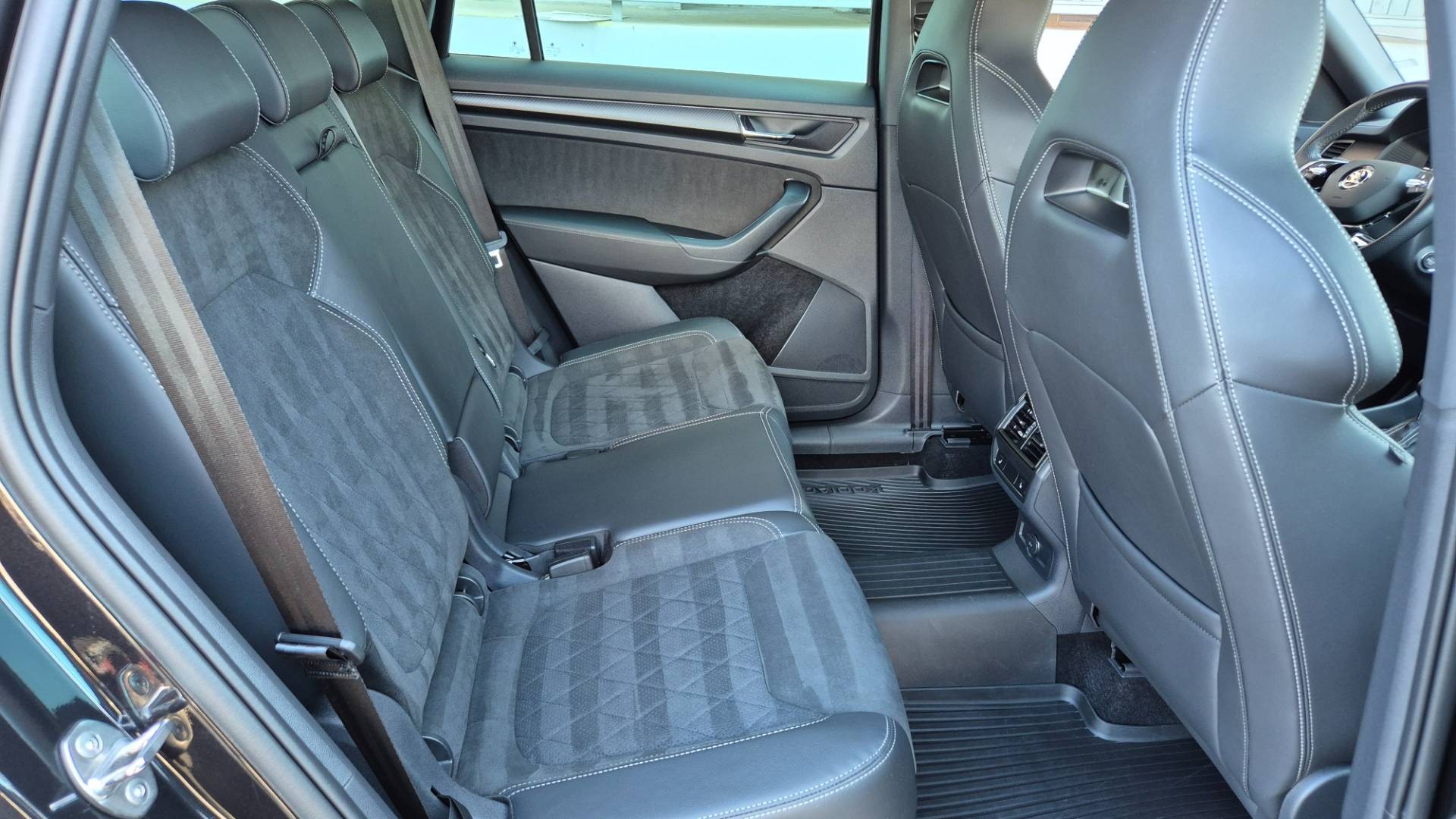 Škoda Kodiaq 2.0 TSI Sportline 4x4 DSG – Obrázok 44