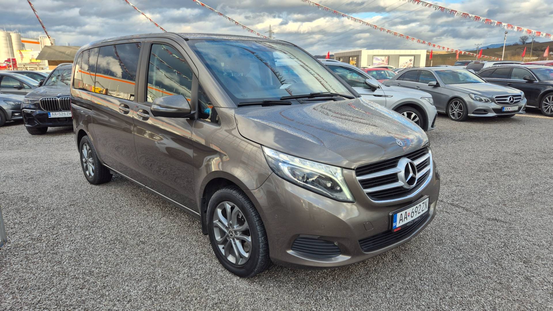 Mercedes-Benz V trieda V250 d kompakt 4MATIC A/T – Obrázok 51