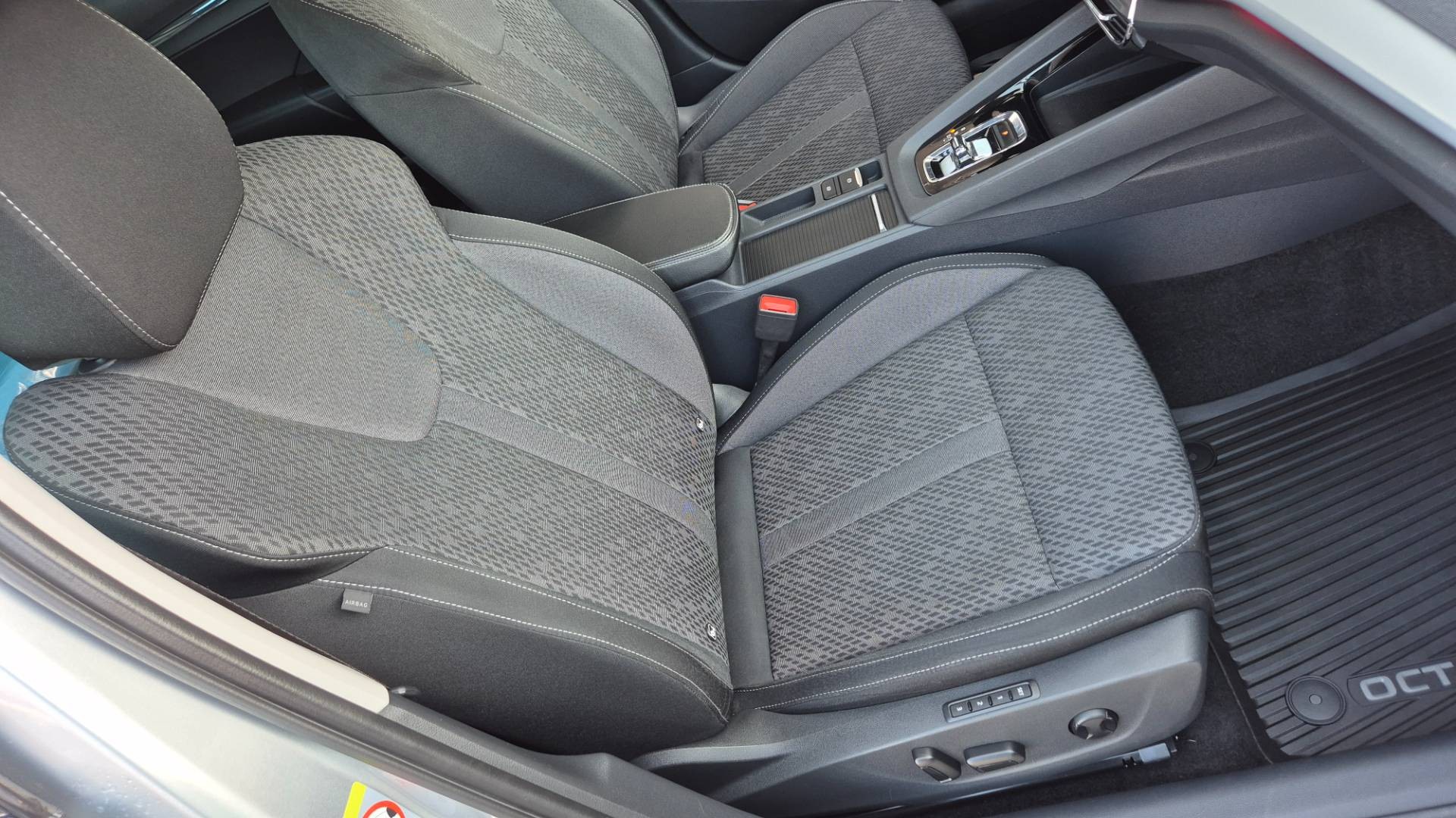 Škoda Octavia Combi 2.0 TDI SCR Style DSG – Obrázok 37