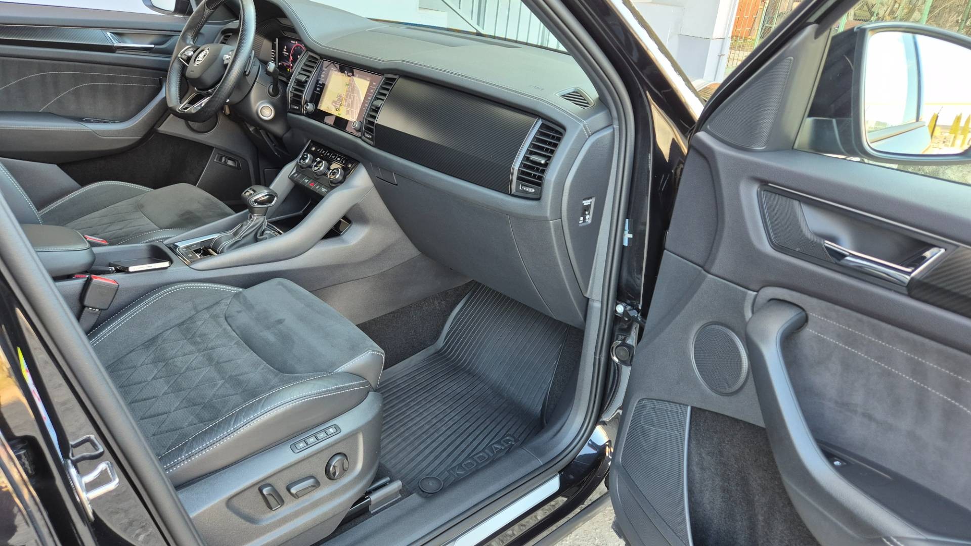 Škoda Kodiaq 2.0 TSI Sportline 4x4 DSG – Obrázok 45