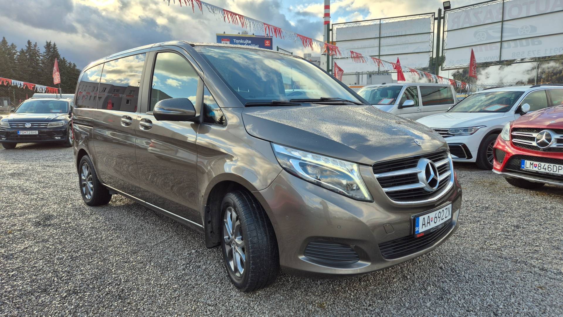 Mercedes-Benz V trieda V250 d kompakt 4MATIC A/T – Obrázok 13