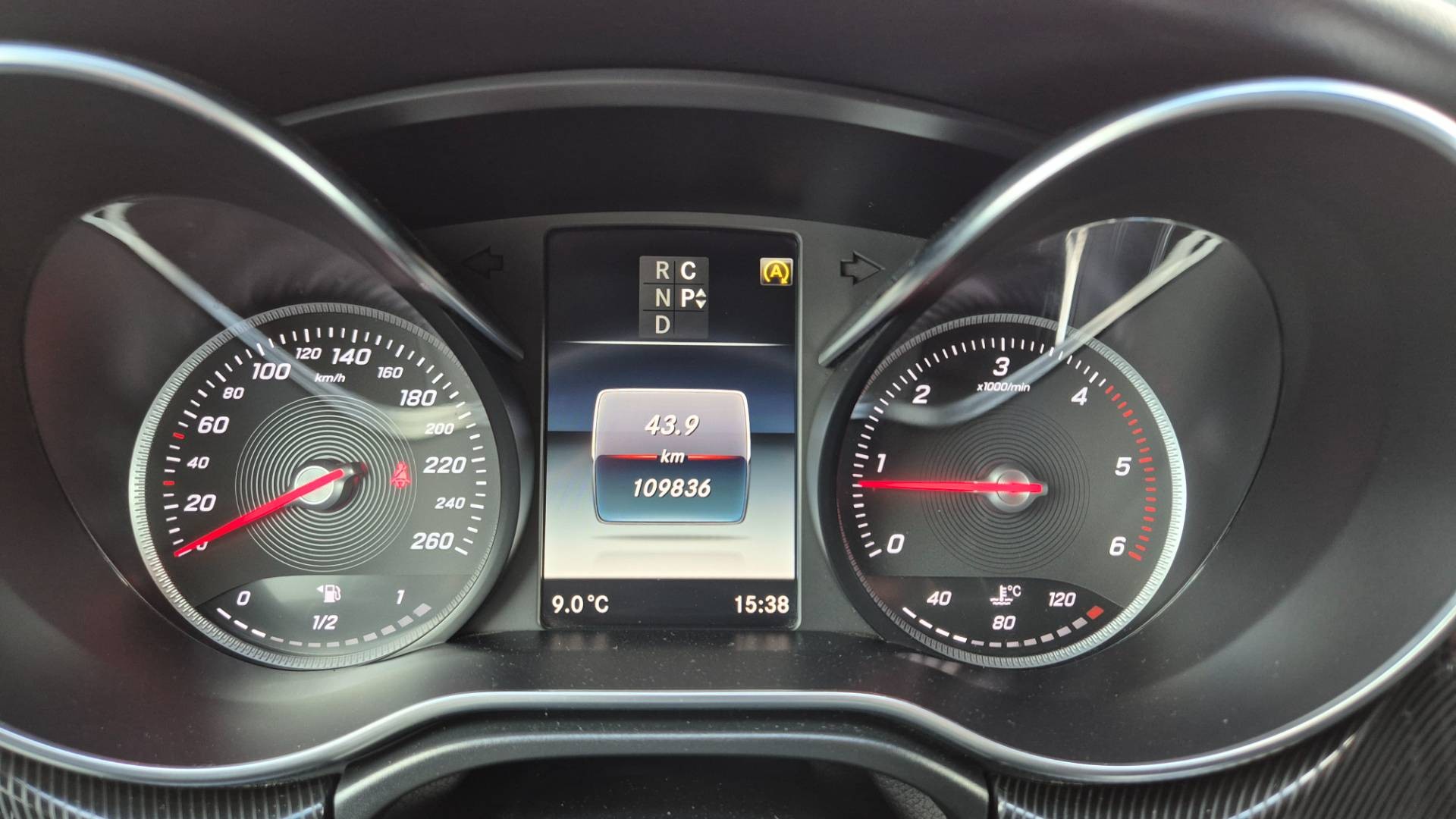 Mercedes-Benz V trieda V250 d kompakt 4MATIC A/T – Obrázok 35