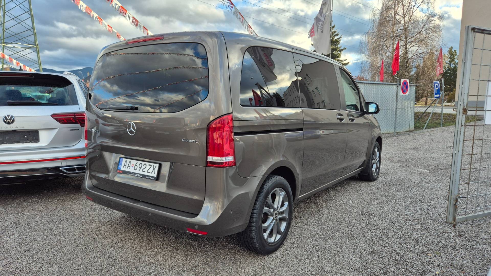 Mercedes-Benz V trieda V250 d kompakt 4MATIC A/T – Obrázok 52