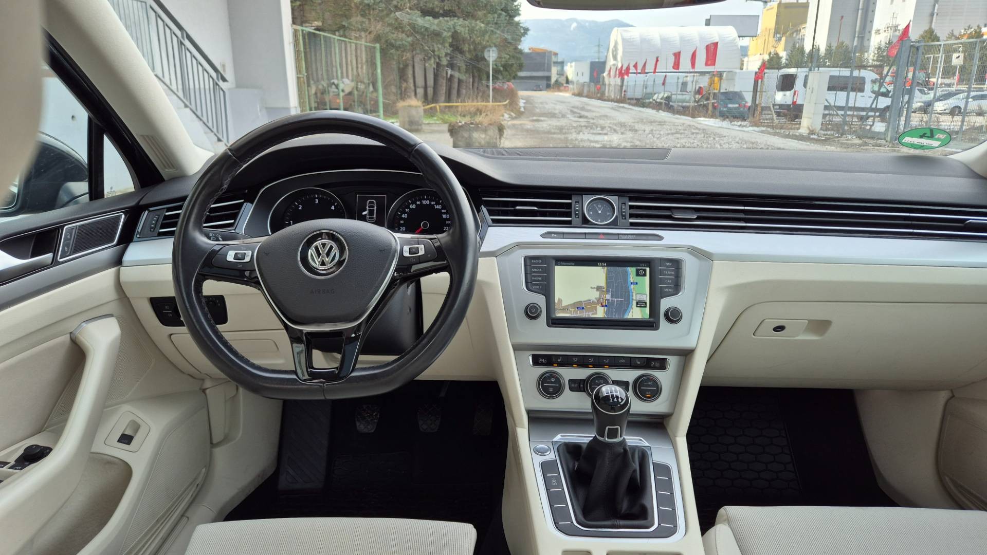 Volkswagen Passat 2.0 TDI BMT Comfortline – Obrázok 19