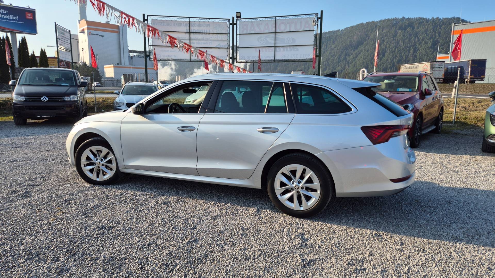 Škoda Octavia Combi 2.0 TDI SCR Style DSG – Obrázok 10
