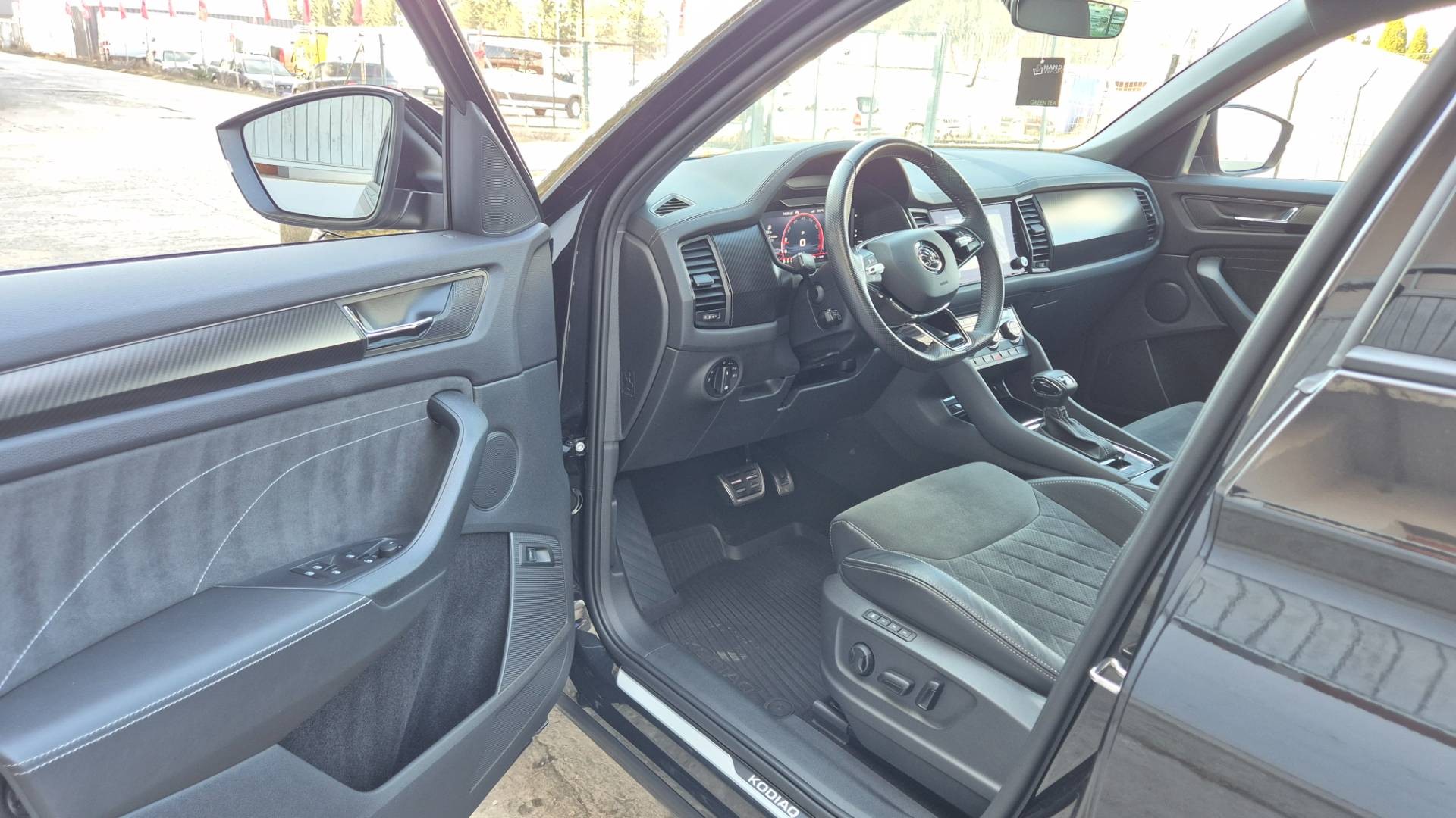Škoda Kodiaq 2.0 TSI Sportline 4x4 DSG – Obrázok 37