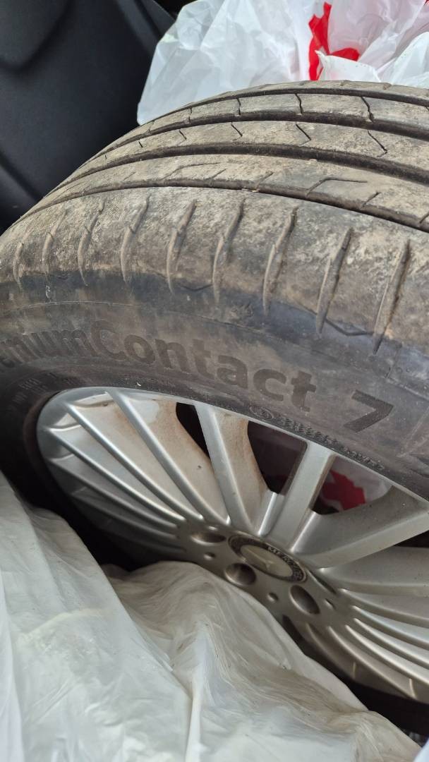 Mercedes-Benz V trieda V250 d kompakt 4MATIC A/T – Obrázok 17