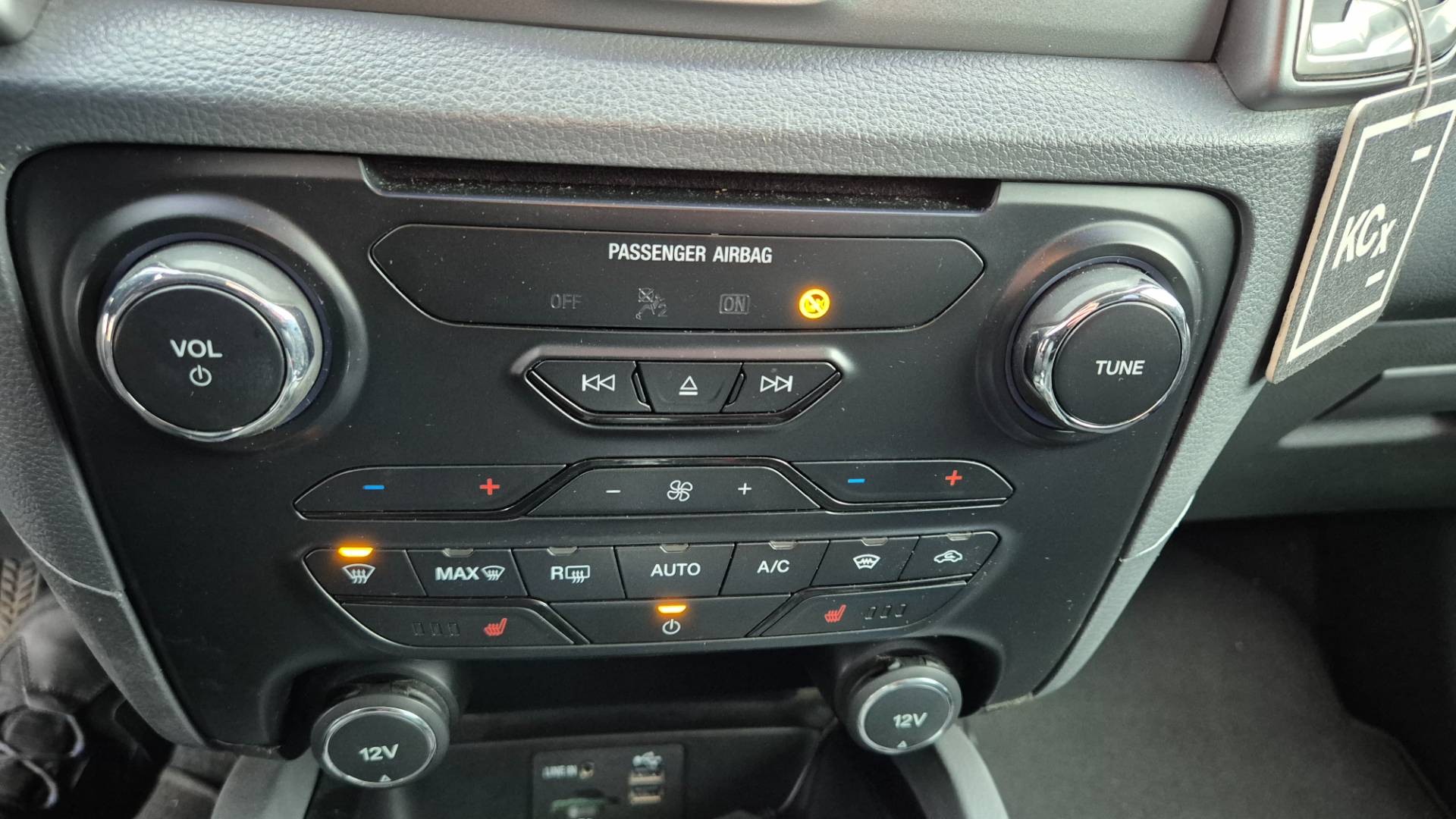 Ford Ranger 3.2 TDCi Duratorq 4x4 DoubleCab Limited – Obrázok 40