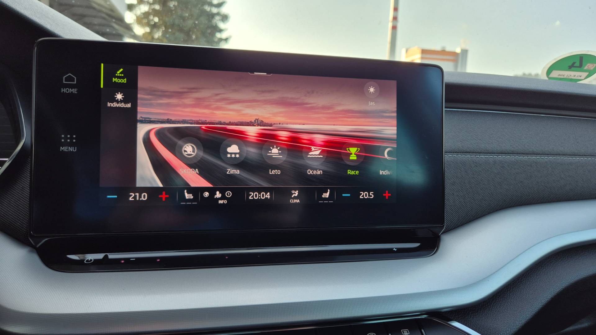 Škoda Octavia Combi 2.0 TDI SCR Style DSG – Obrázok 48