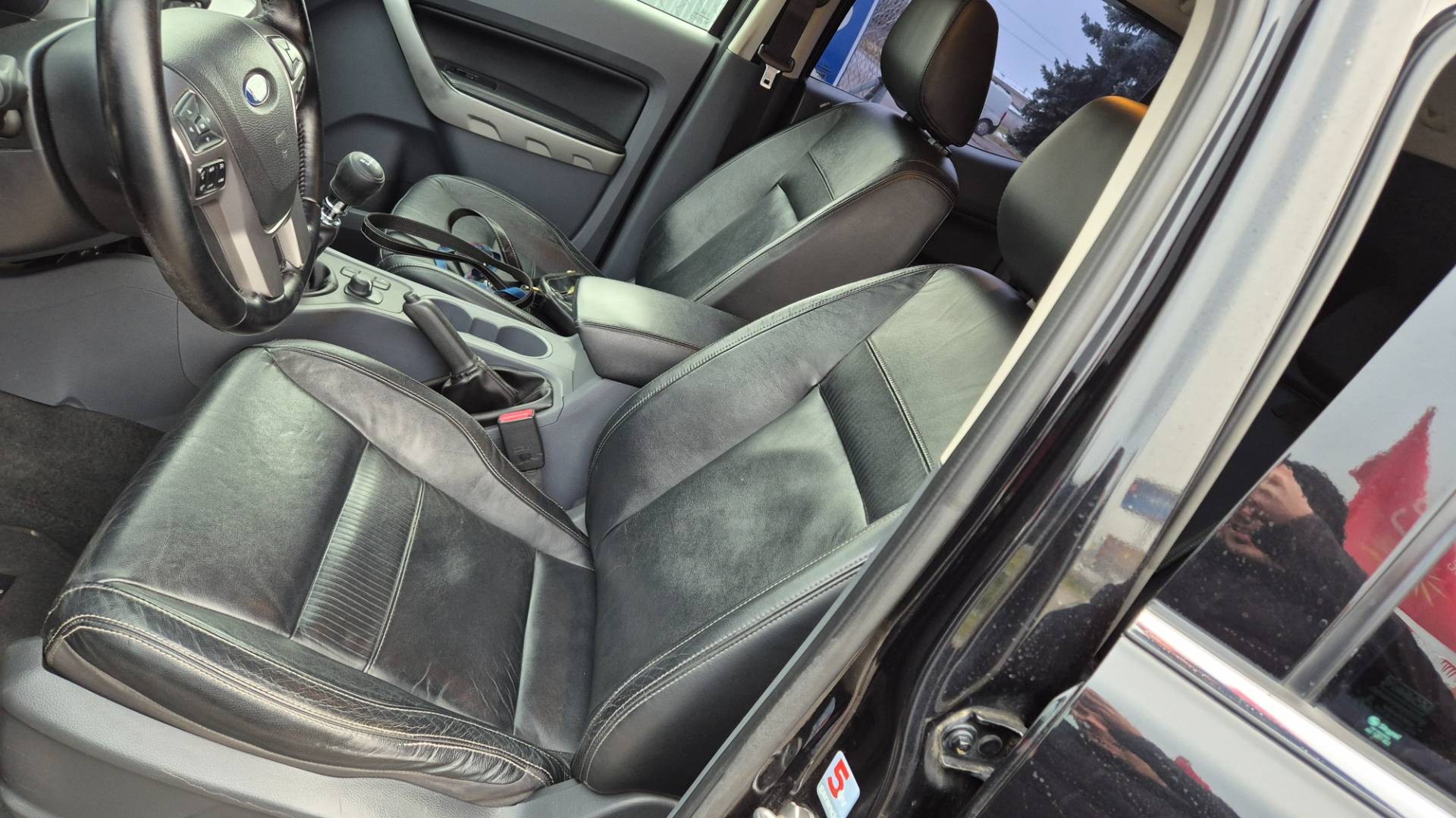 Ford Ranger 3.2 TDCi Duratorq 4x4 DoubleCab Limited – Obrázok 28