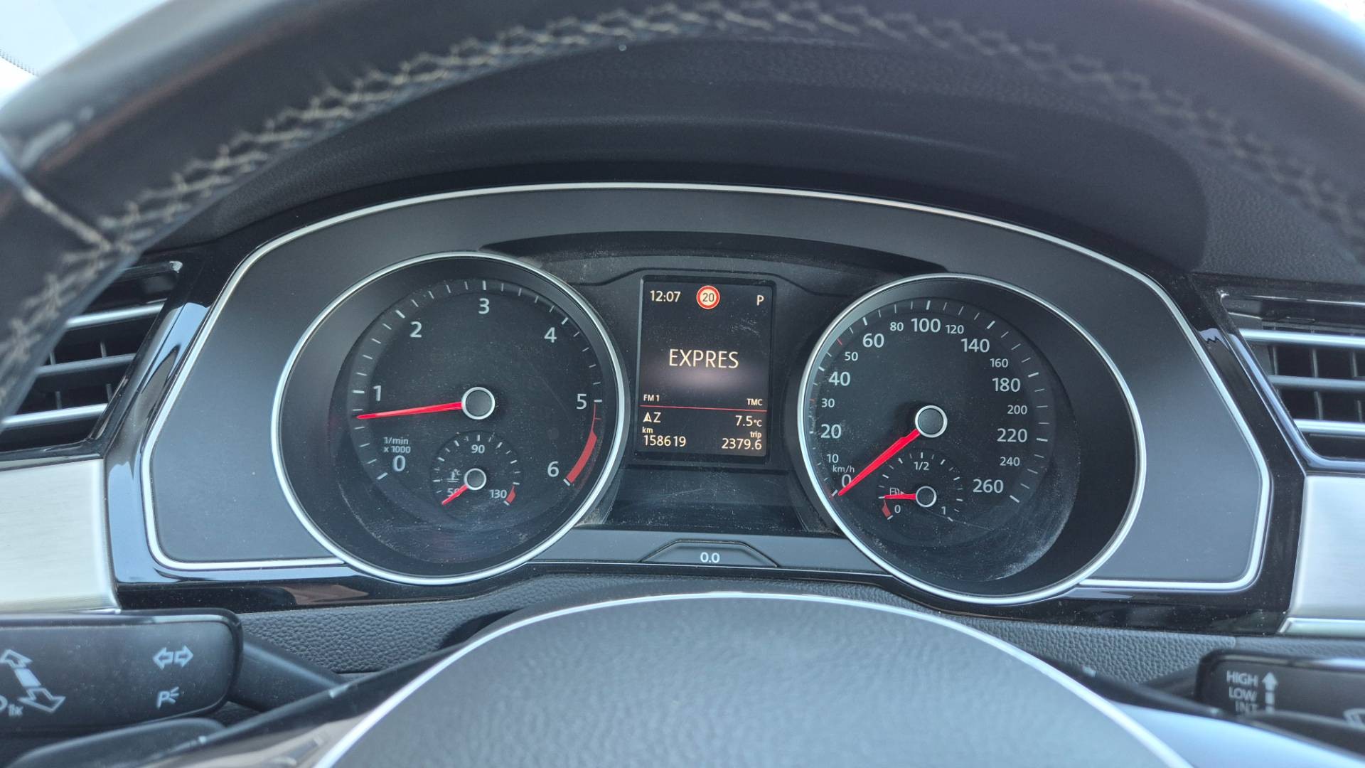 Volkswagen Passat Variant 2.0 TDI BMT Highline DSG – Obrázok 33