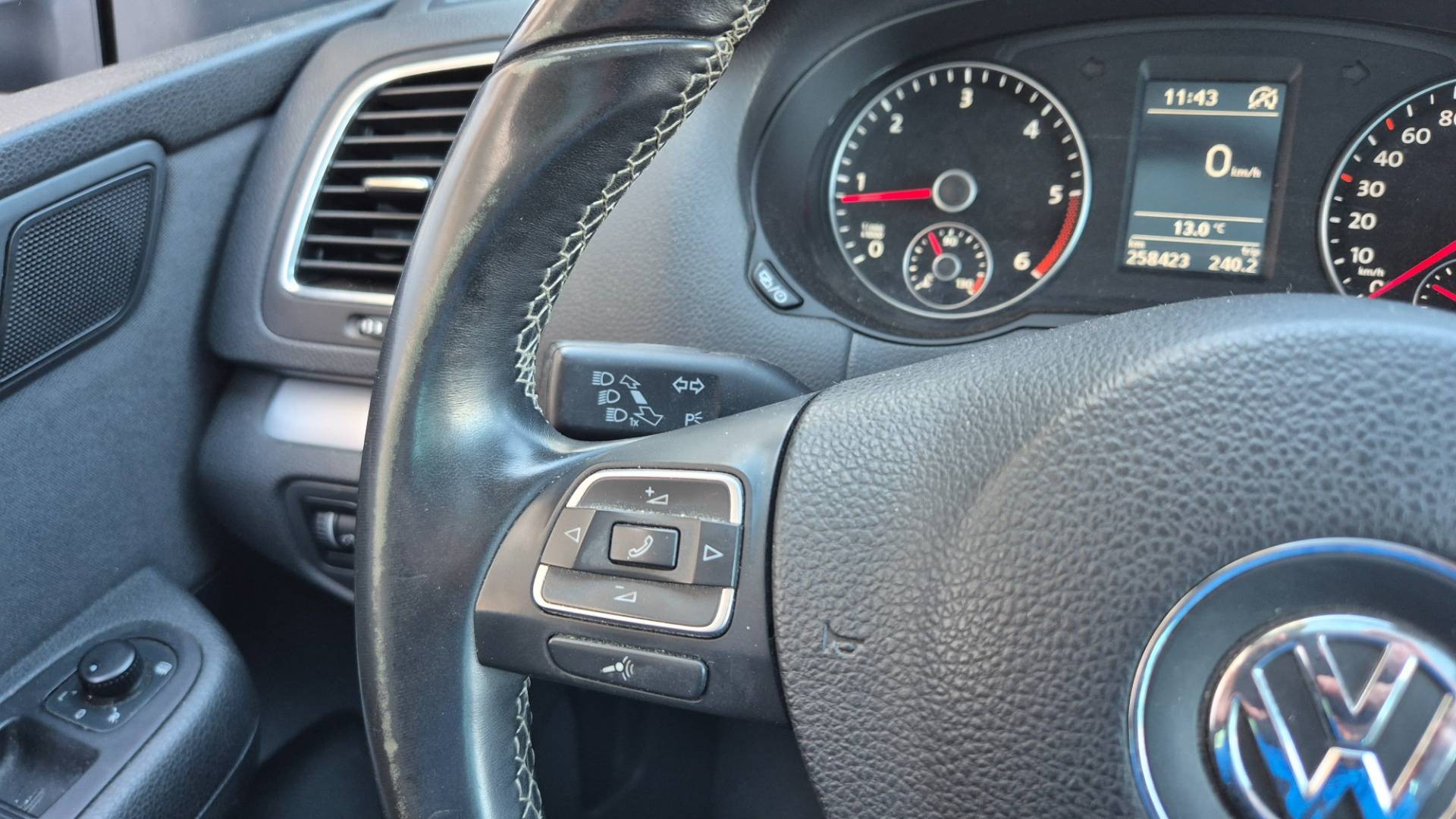 Volkswagen Sharan 2.0 TDI BMT Highline 4MOTION – Obrázok 39