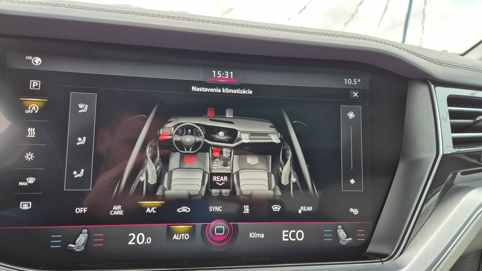 Volkswagen Touareg 3.0 V6 TDI SCR 286k Elegance 4Motion Tiptronic – Obrázok 50