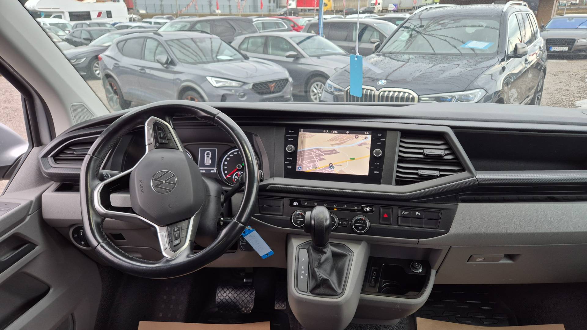Volkswagen T6 Caravelle 2.0 TDI 150k KR Highline DSG – Obrázok 28