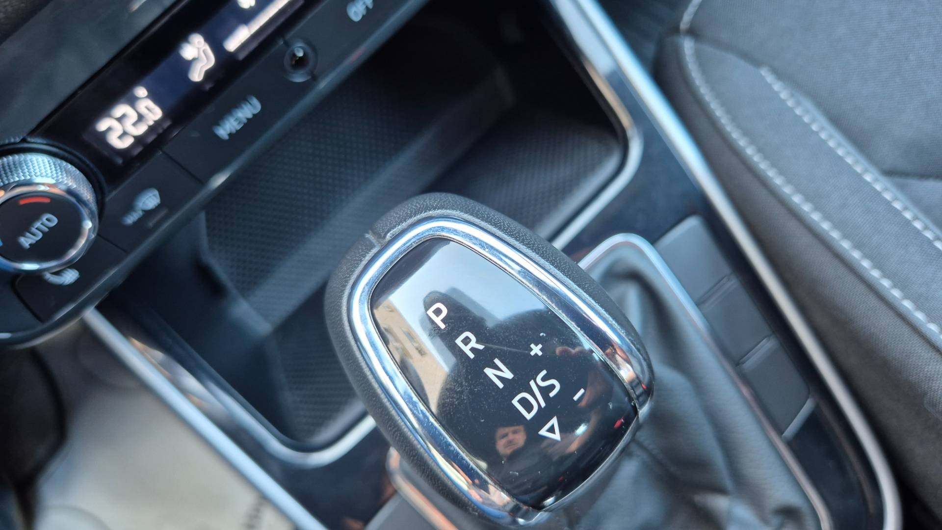 Škoda Fabia 1.5 TSI Style DSG – Obrázok 17