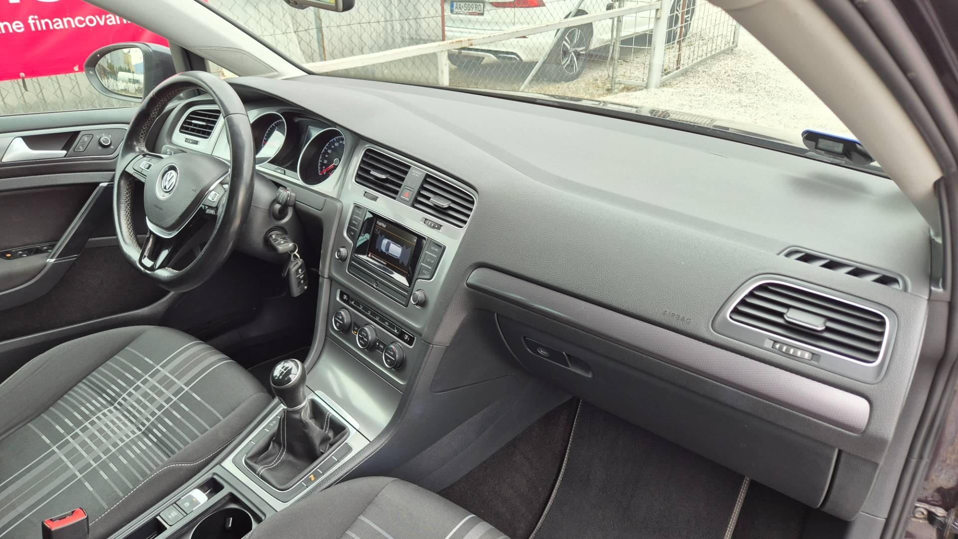 Volkswagen Golf Variant 2.0 TDI BMT 150k Comfortline – Obrázok 25