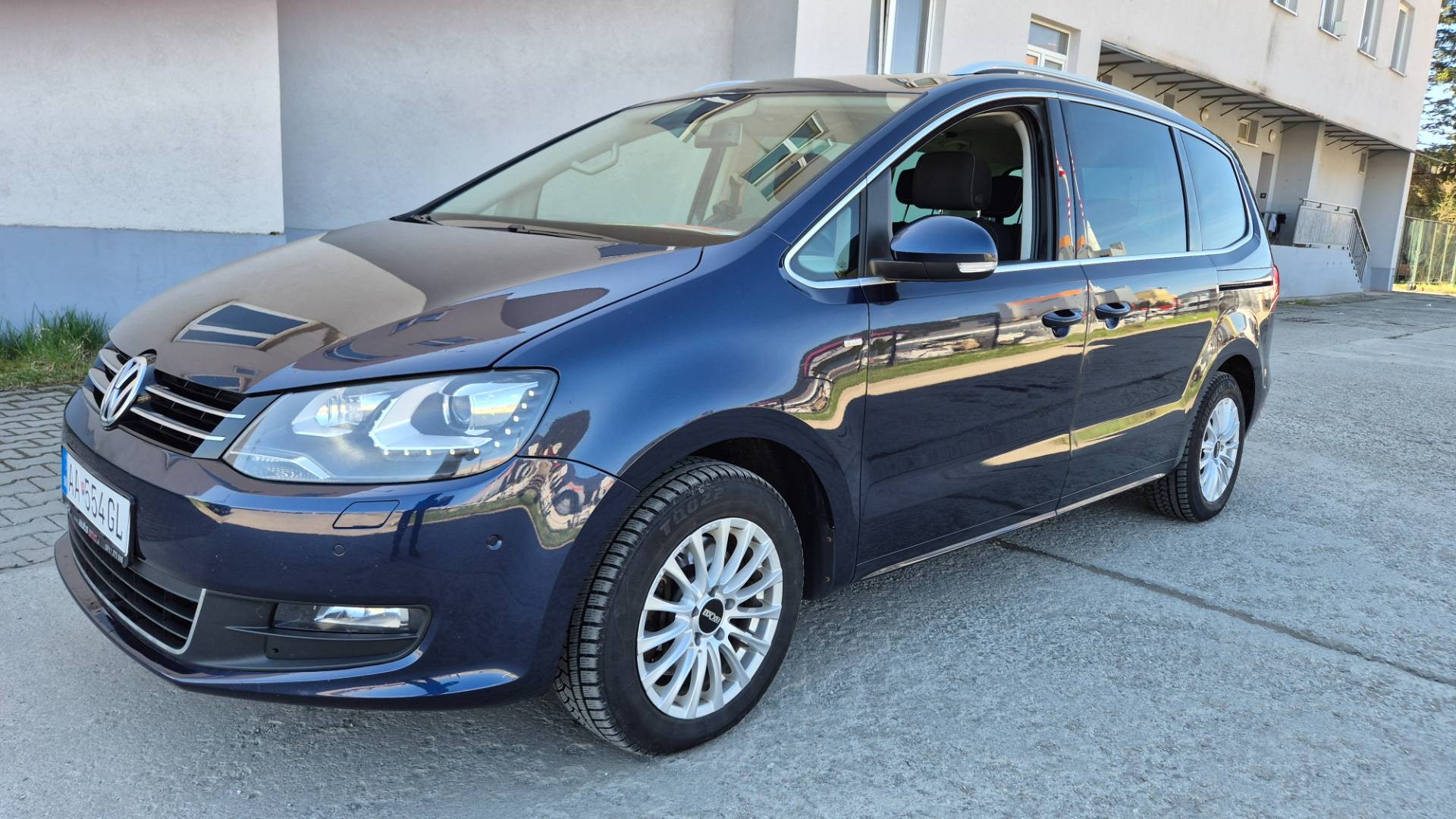 Volkswagen Sharan 2.0 TDI BMT Highline 4MOTION – Obrázok 45