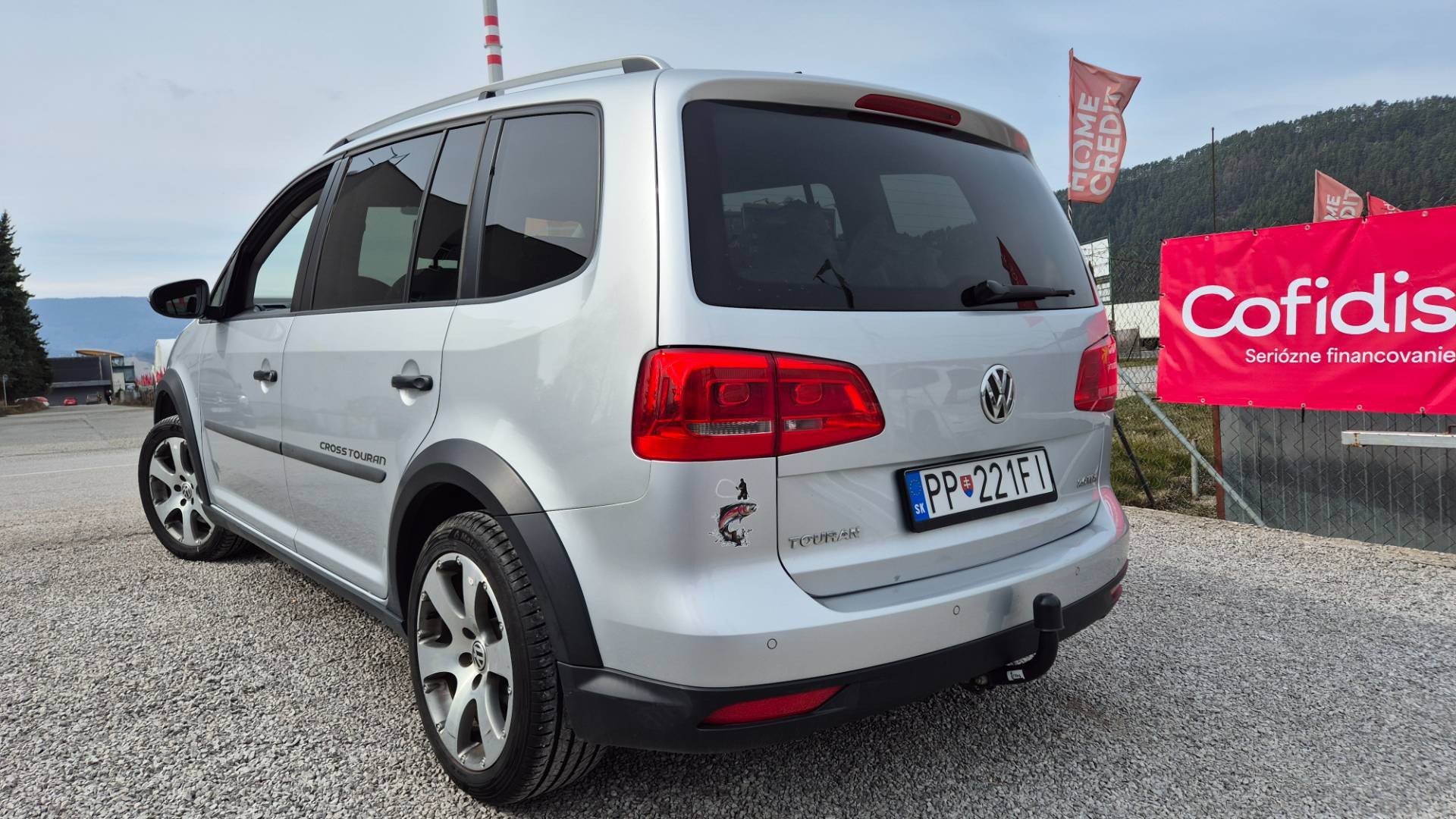Volkswagen Touran 2.0 TDI Cross – Obrázok 16