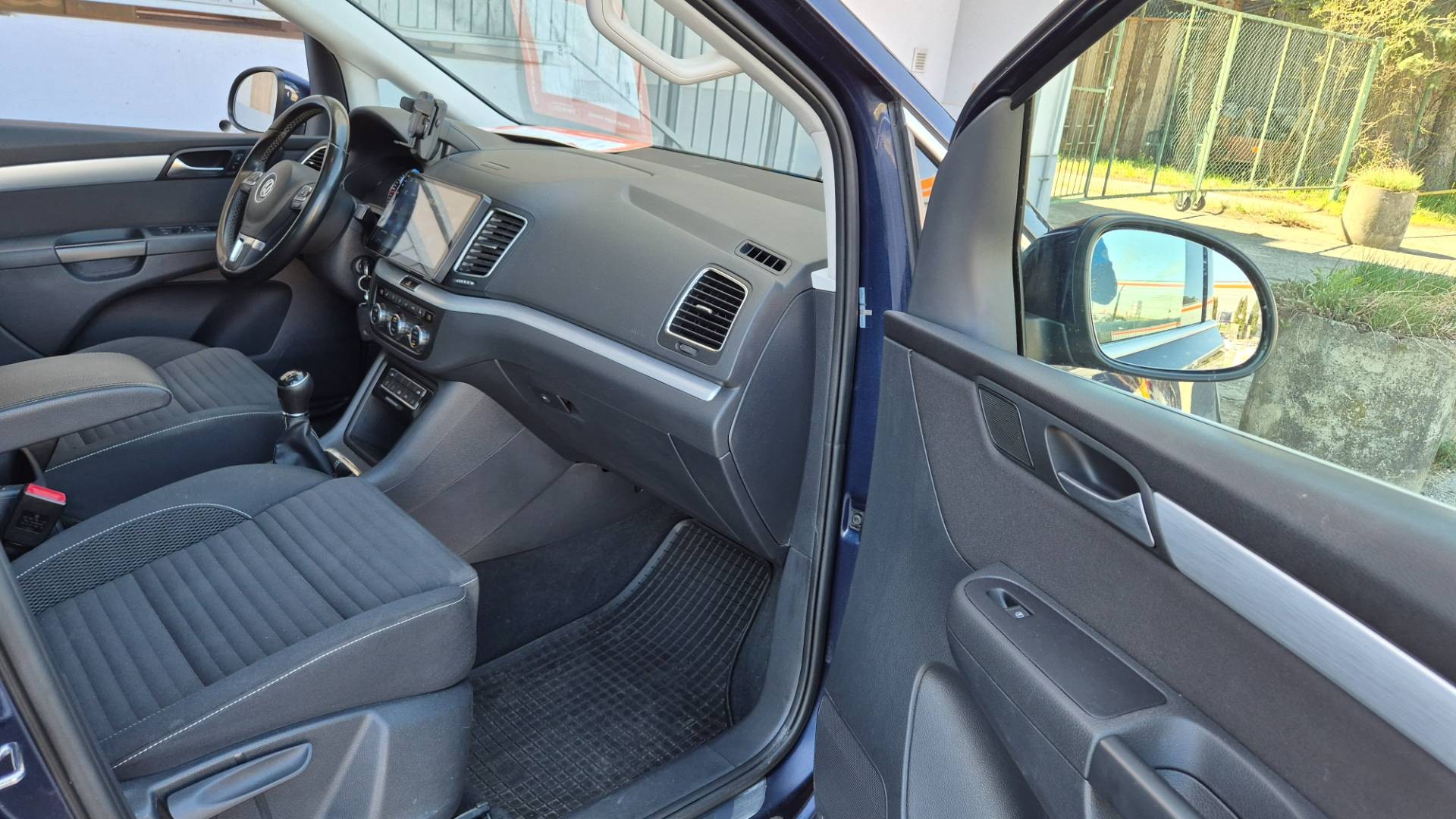 Volkswagen Sharan 2.0 TDI BMT Highline 4MOTION – Obrázok 30