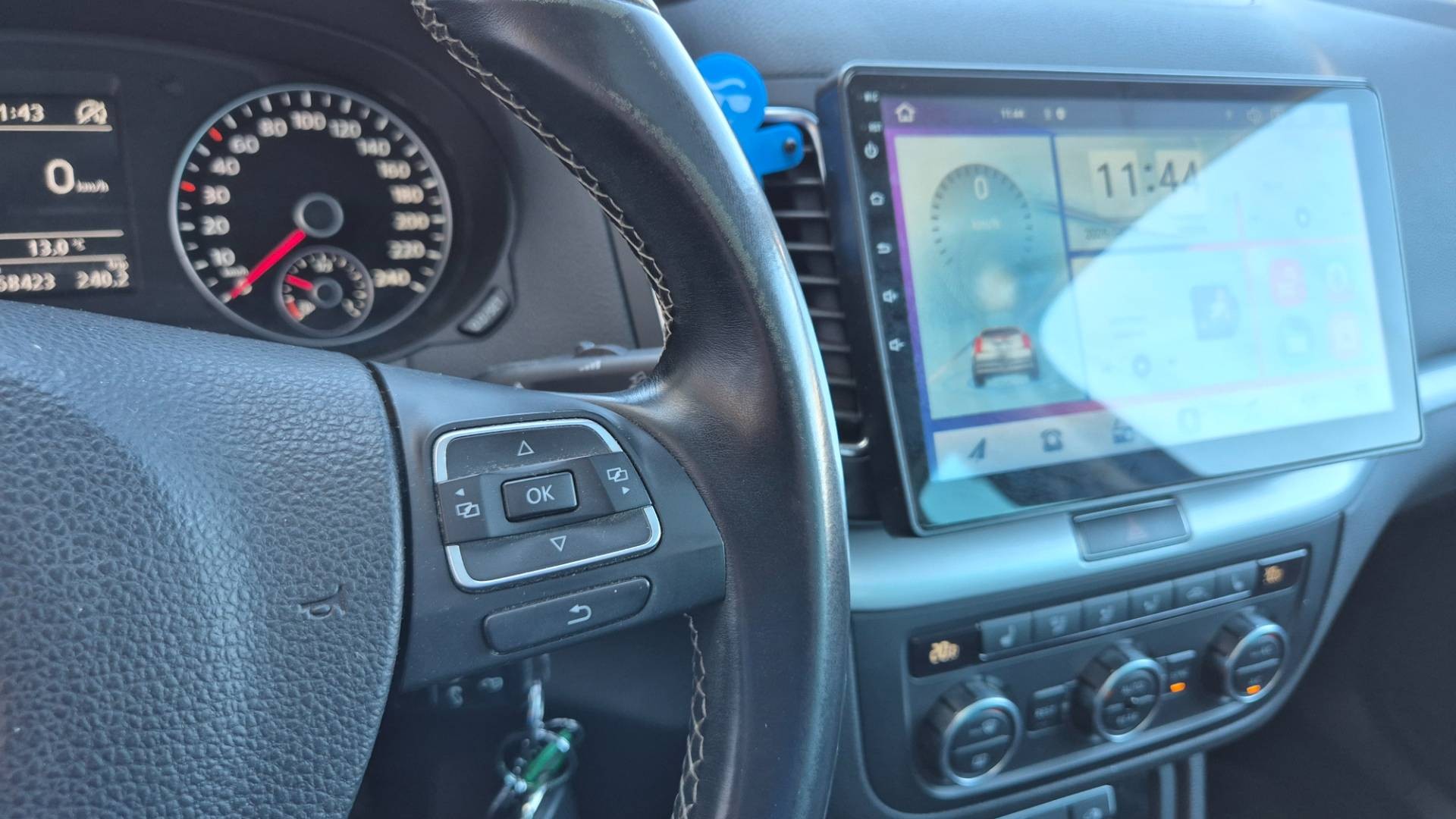 Volkswagen Sharan 2.0 TDI BMT Highline 4MOTION – Obrázok 38