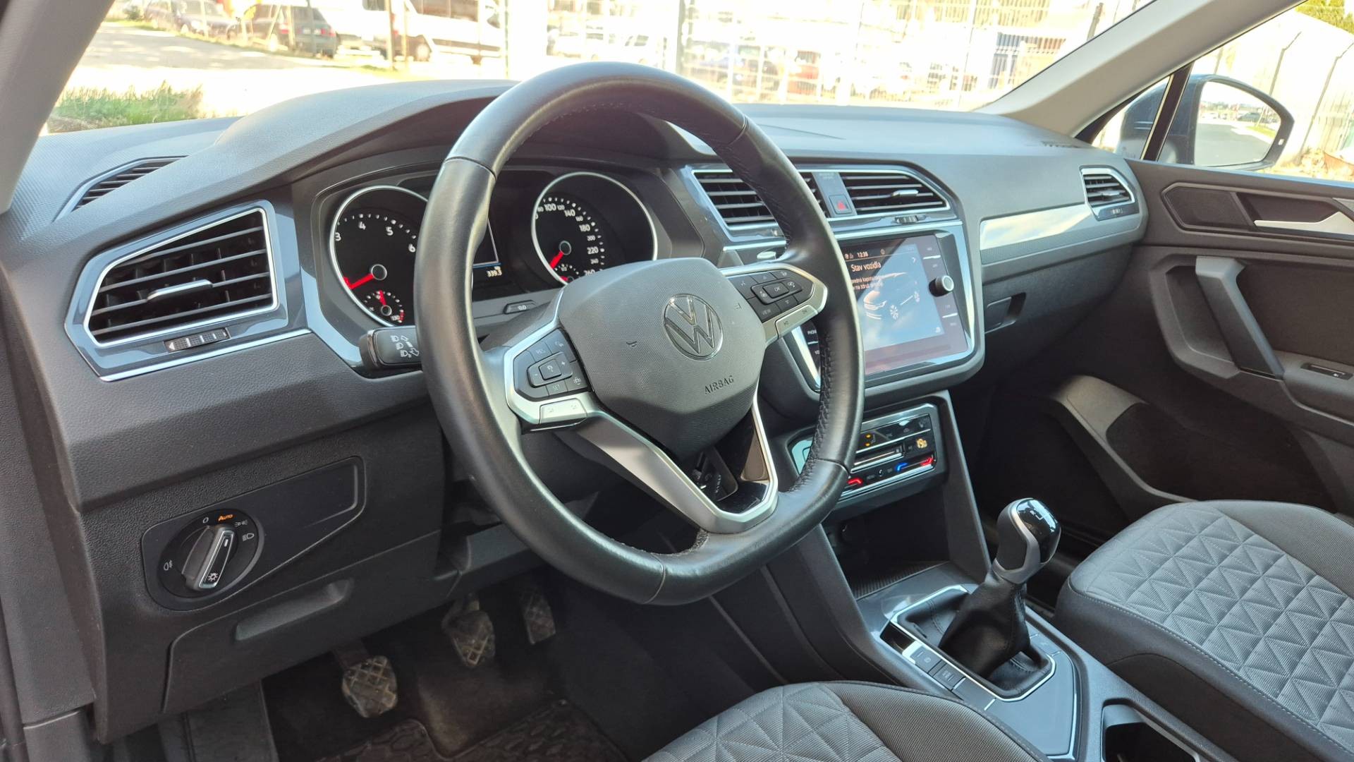 Volkswagen Tiguan 1.5 TSI EVO Life – Obrázok 30