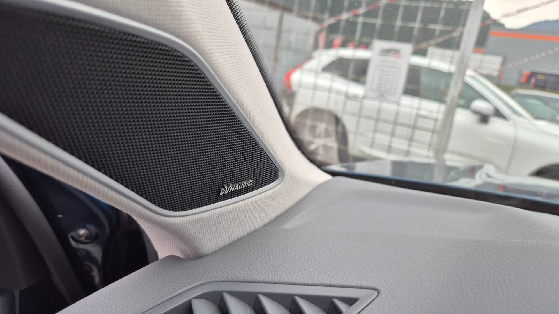 Volkswagen Touareg 3.0 V6 TDI SCR 286k Elegance 4Motion Tiptronic – Obrázok 57