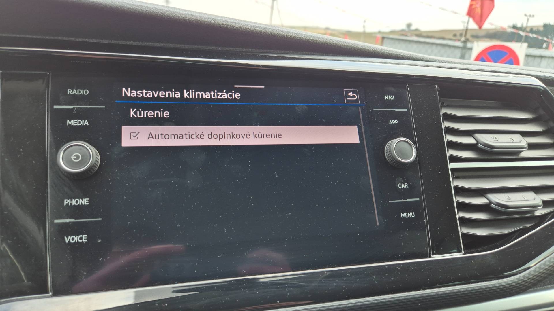 Volkswagen Multivan 2.0 TDI 150k Highline DSG – Obrázok 42