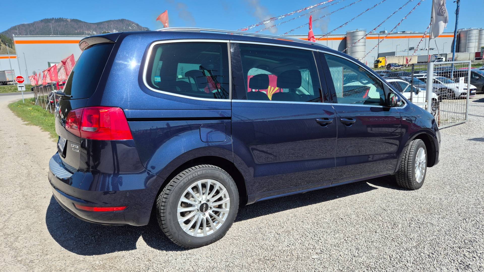 Volkswagen Sharan 2.0 TDI BMT Highline 4MOTION – Obrázok 5