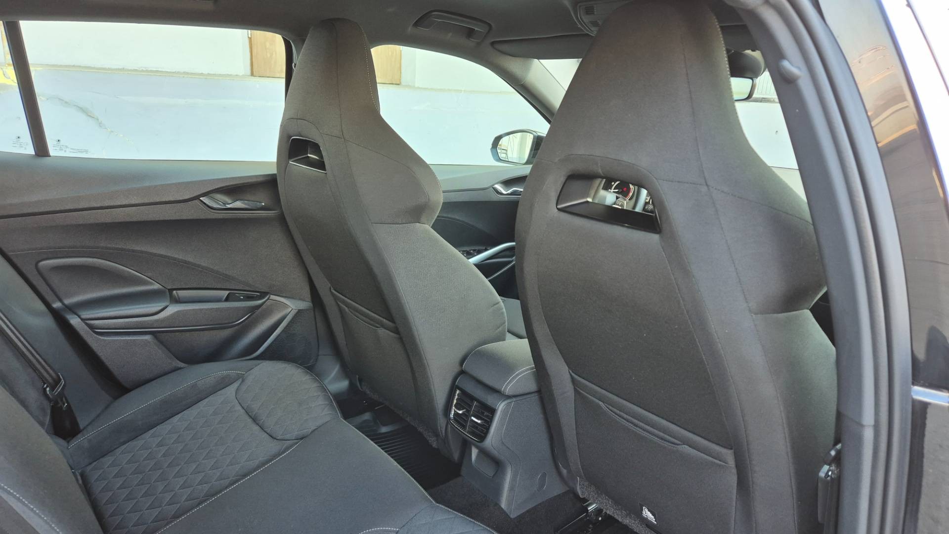 Škoda Fabia 1.5 TSI Style DSG – Obrázok 12