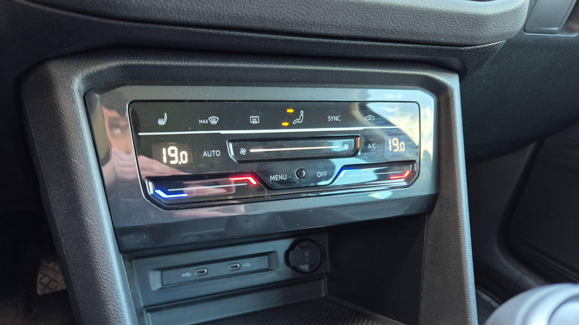Volkswagen Tiguan 1.5 TSI EVO Life – Obrázok 39