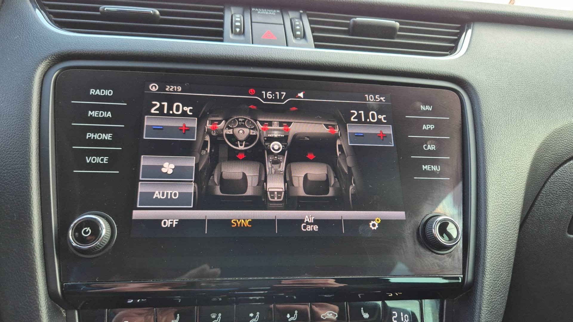 Škoda Octavia Combi 2.0 TDI Style DSG EU6 – Obrázok 44