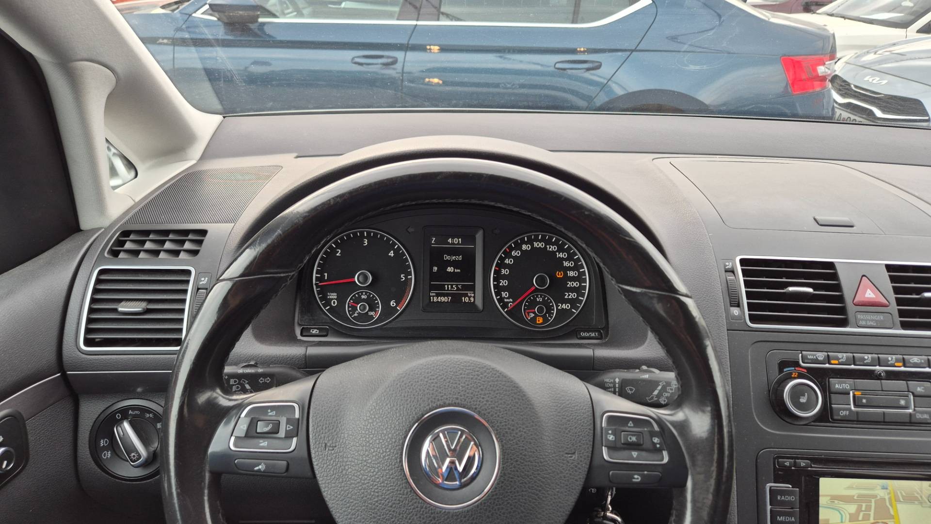 Volkswagen Touran 2.0 TDI Cross – Obrázok 32