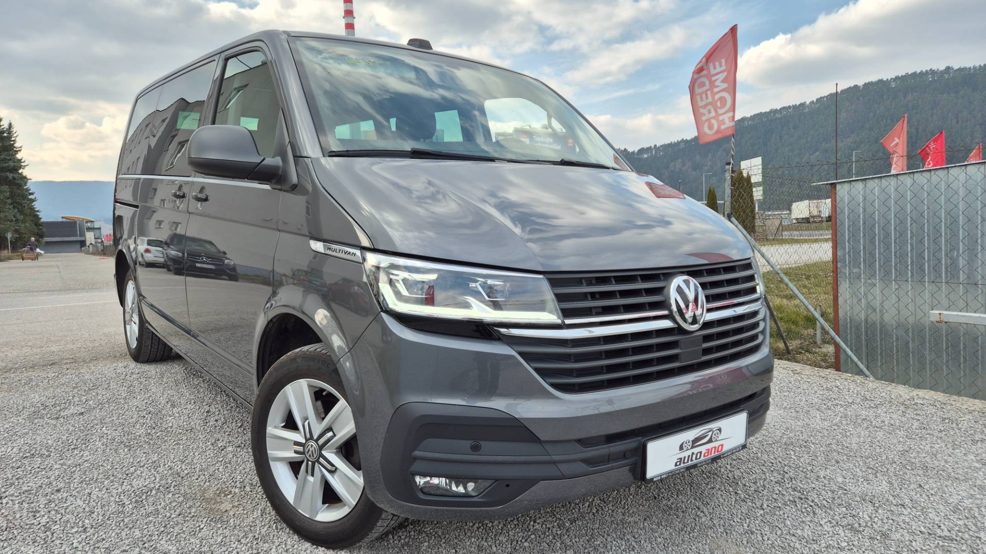 Volkswagen Multivan 2.0 TDI 150k Highline DSG – Obrázok 15