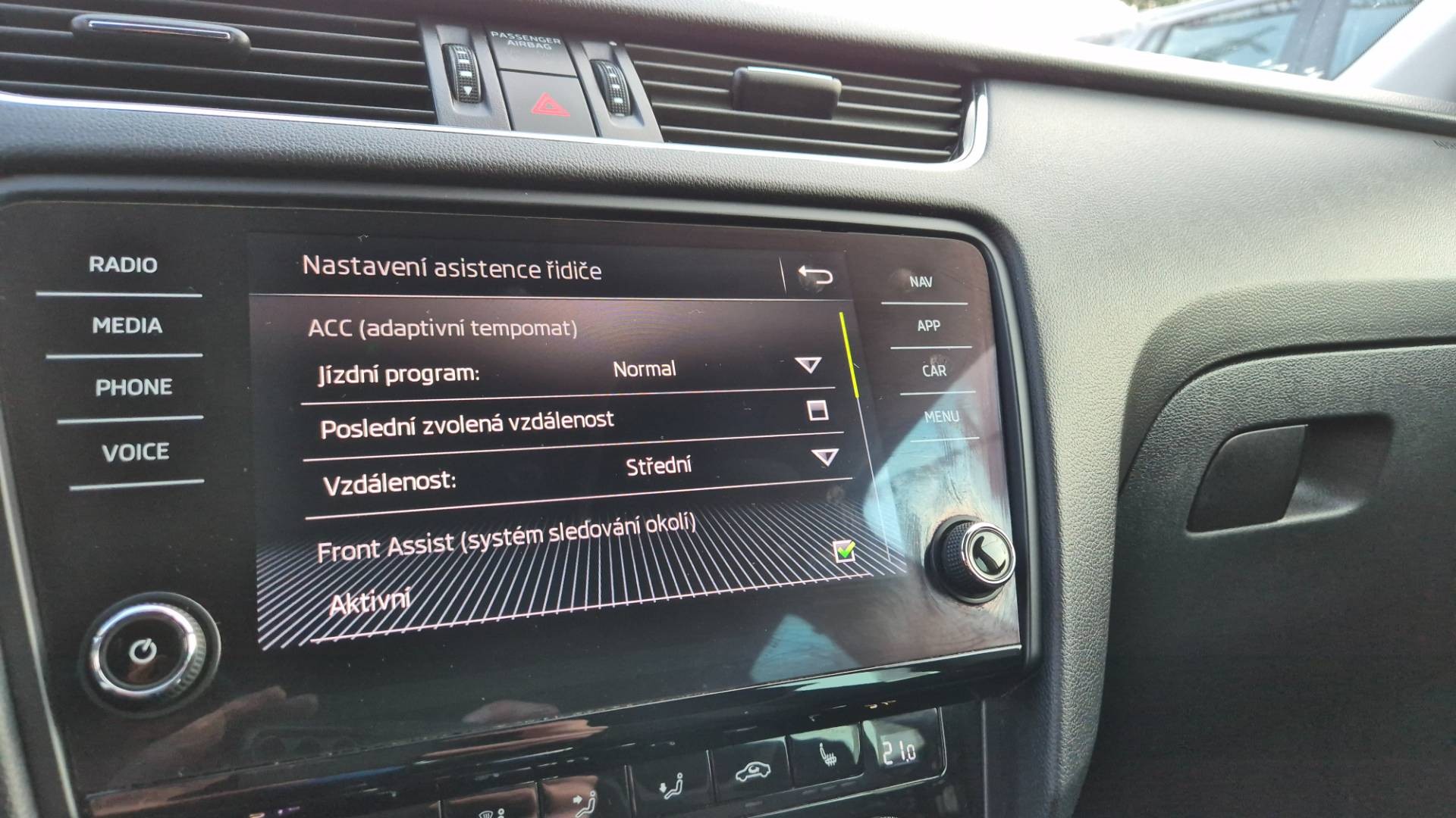 Škoda Octavia Combi 2.0 TDI Style DSG EU6 – Obrázok 41