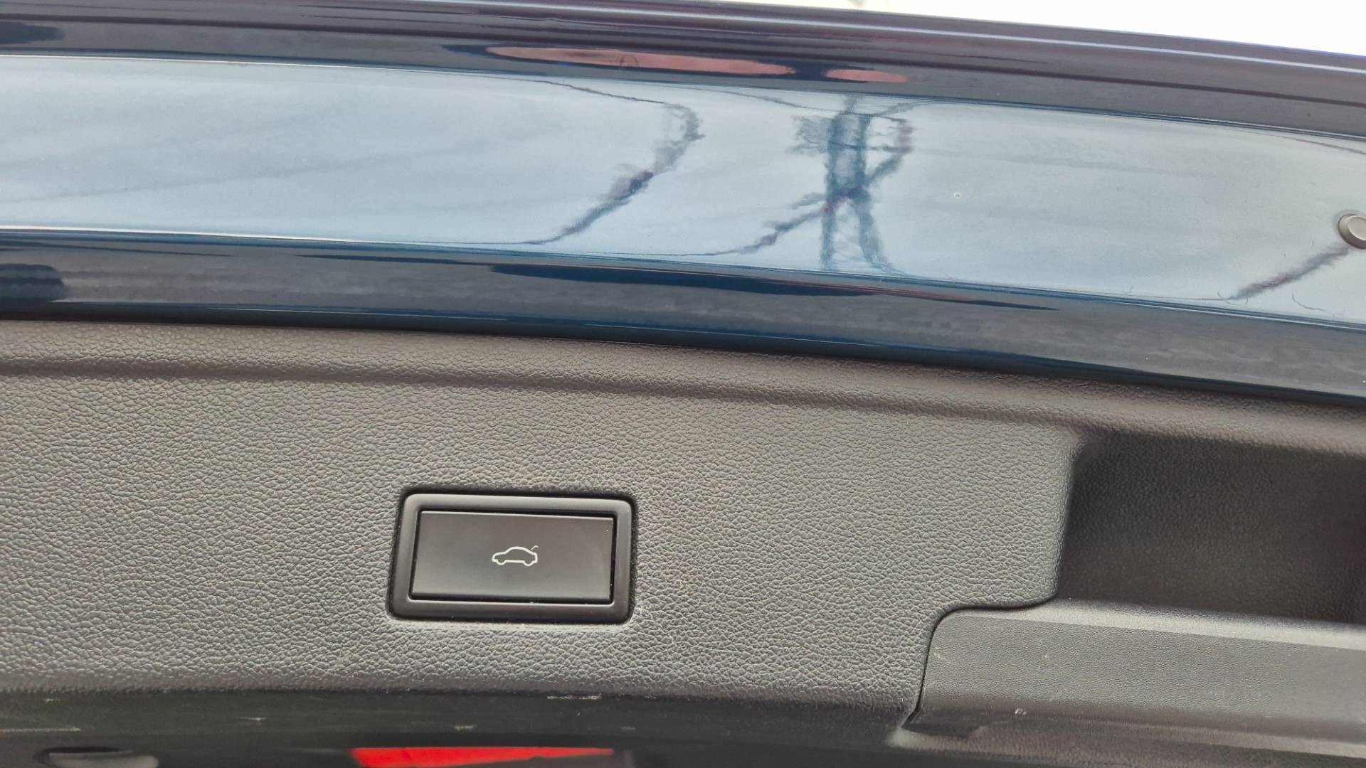 Volkswagen Touareg 3.0 V6 TDI SCR 286k Elegance 4Motion Tiptronic – Obrázok 21