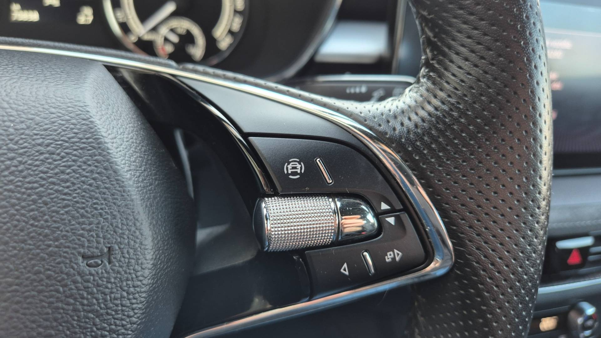 Škoda Fabia 1.5 TSI Style DSG – Obrázok 24