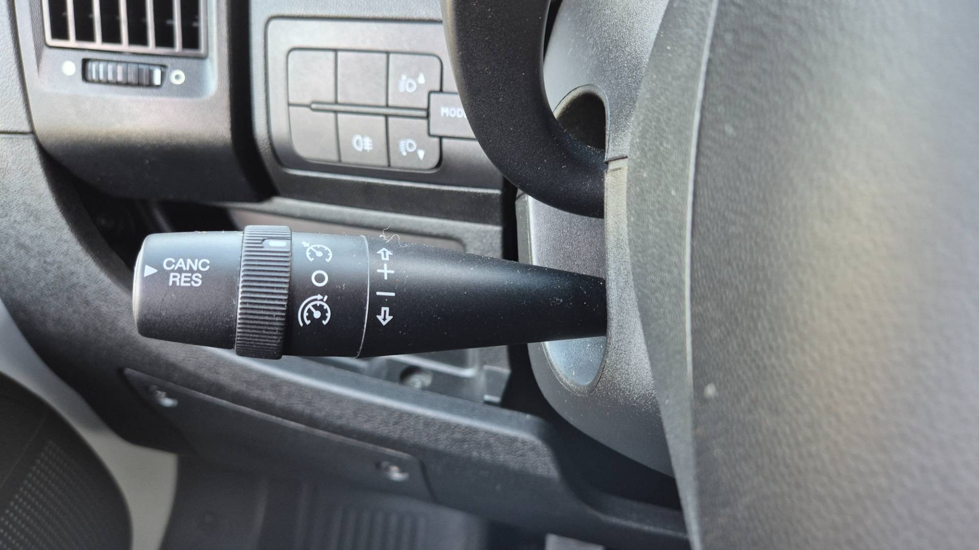 Fiat Ducato 2.3 MultiJet 150k E6 izoterma 110kW – Obrázok 42