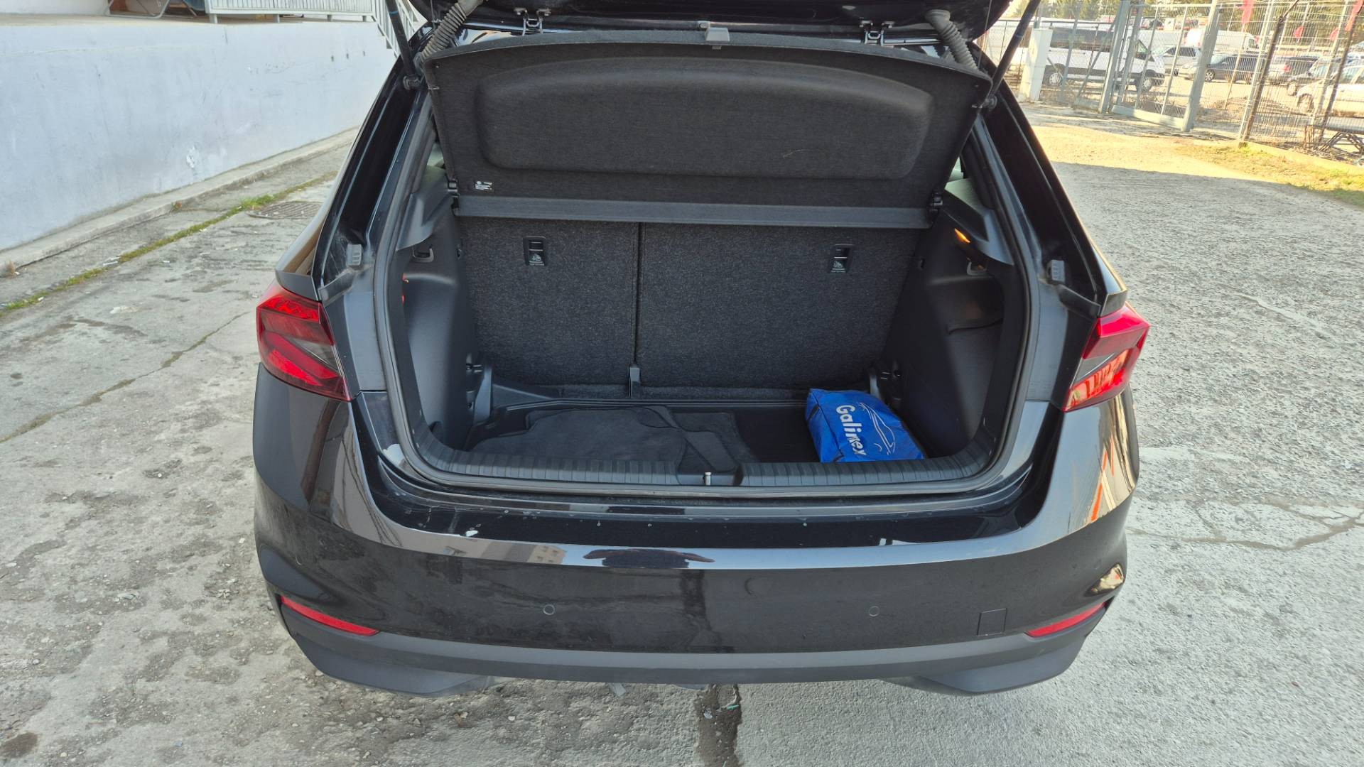 Škoda Fabia 1.5 TSI Style DSG – Obrázok 8