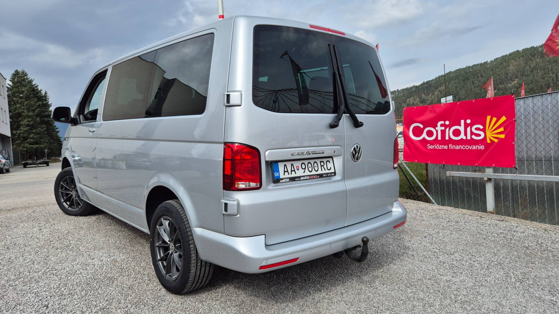 Volkswagen T6 Caravelle 2.0 TDI 150k KR Highline DSG – Obrázok 19