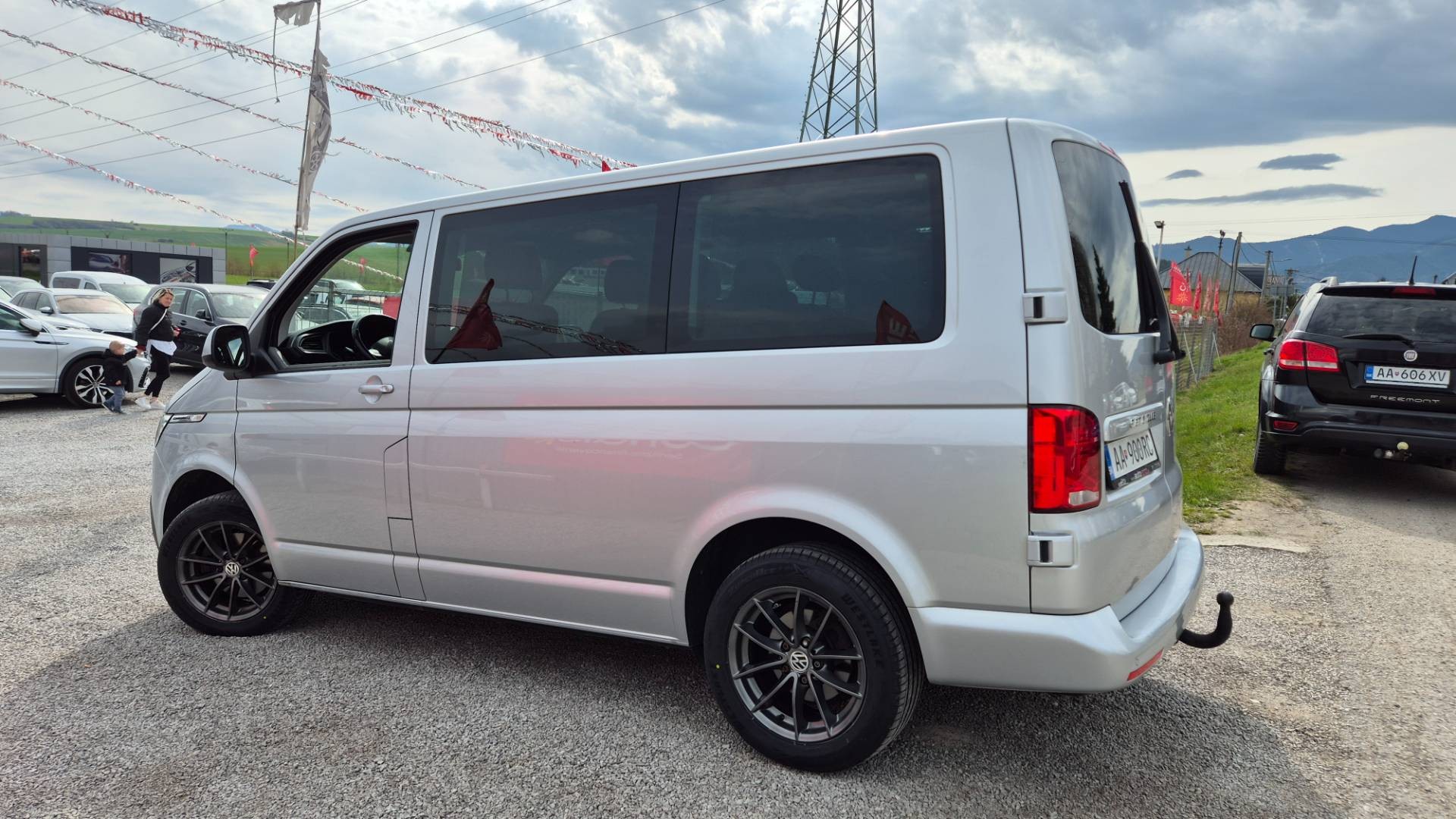 Volkswagen T6 Caravelle 2.0 TDI 150k KR Highline DSG – Obrázok 10