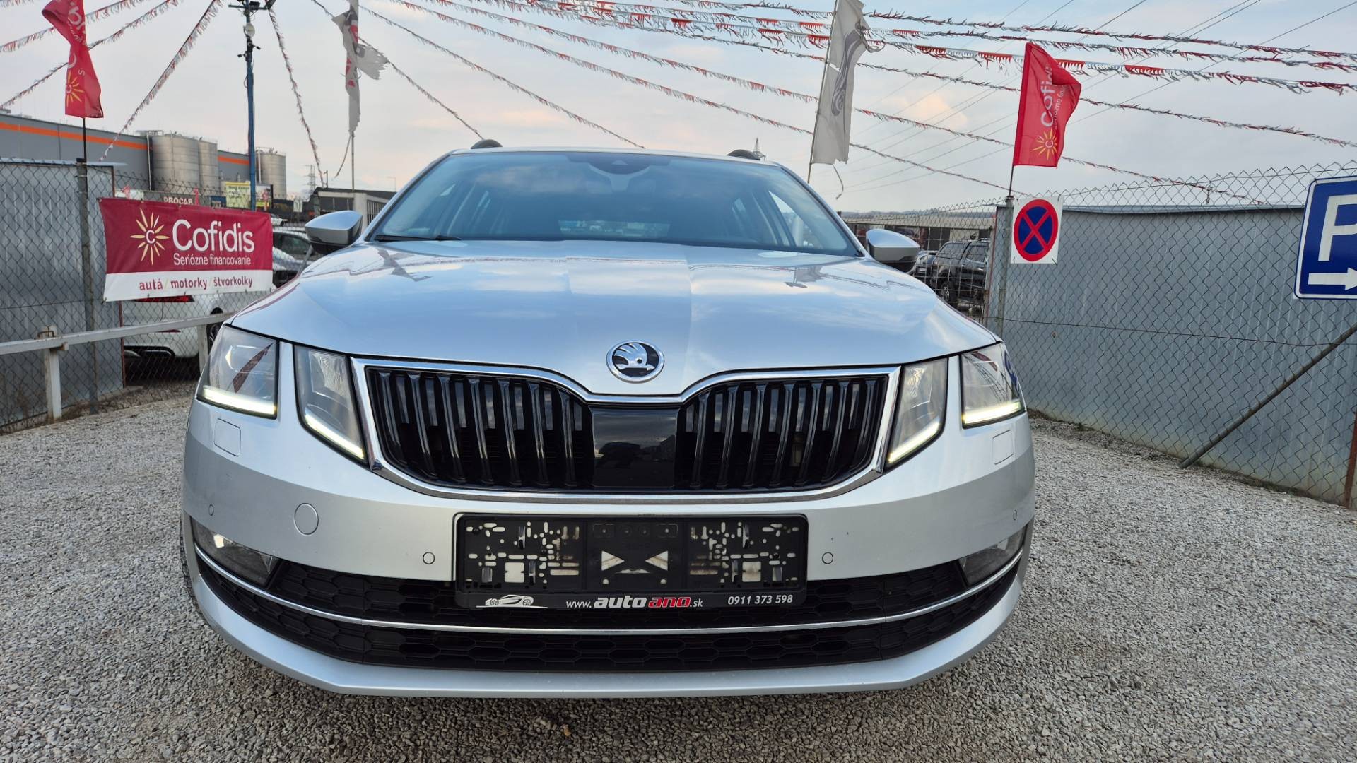 Škoda Octavia Combi 2.0 TDI Style DSG EU6 – Obrázok 10