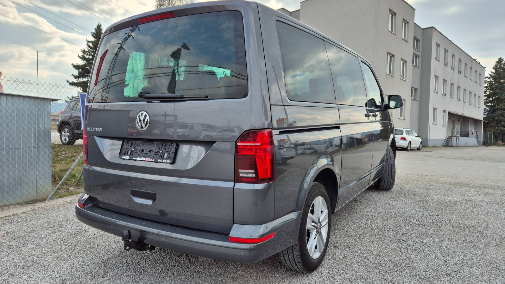 Volkswagen Multivan 2.0 TDI 150k Highline DSG – Obrázok 6