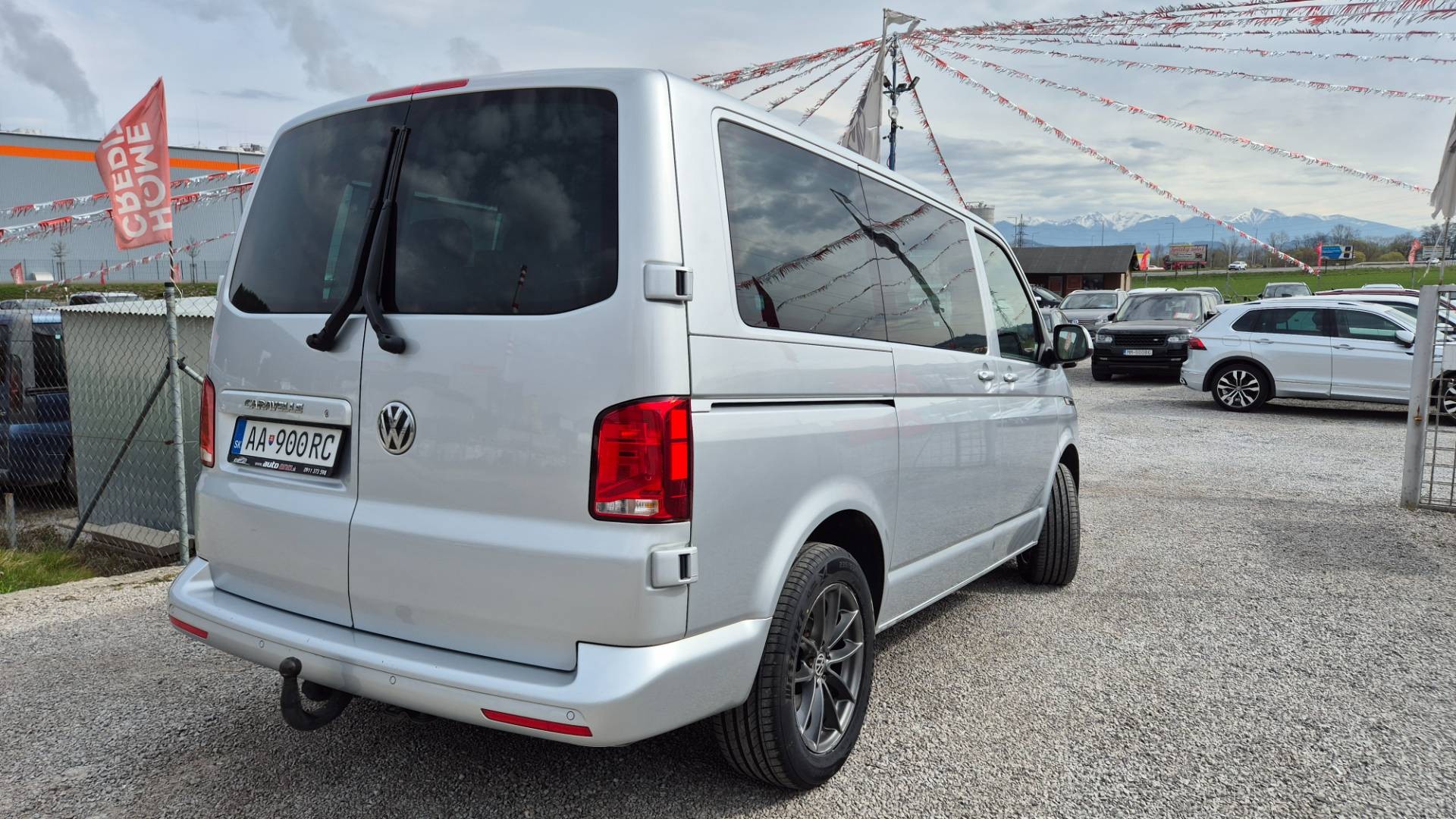 Volkswagen T6 Caravelle 2.0 TDI 150k KR Highline DSG – Obrázok 7