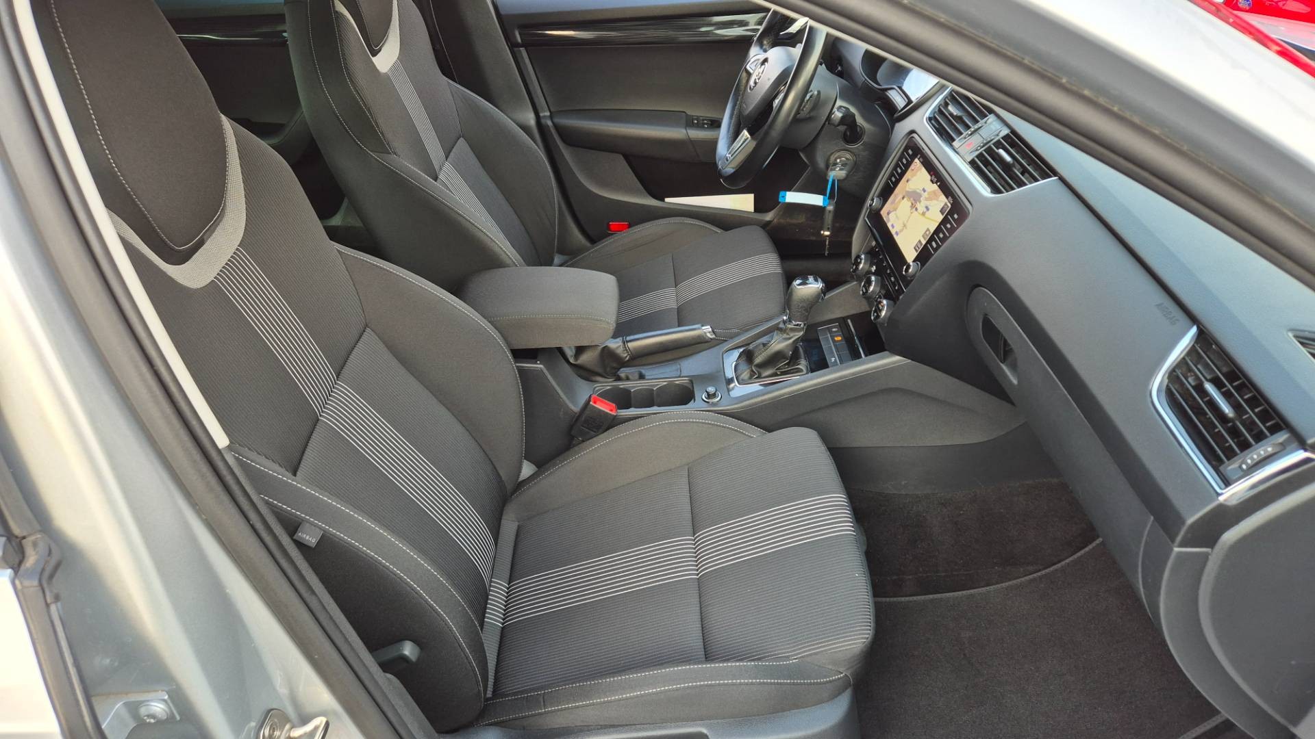Škoda Octavia Combi 2.0 TDI Style DSG EU6 – Obrázok 33
