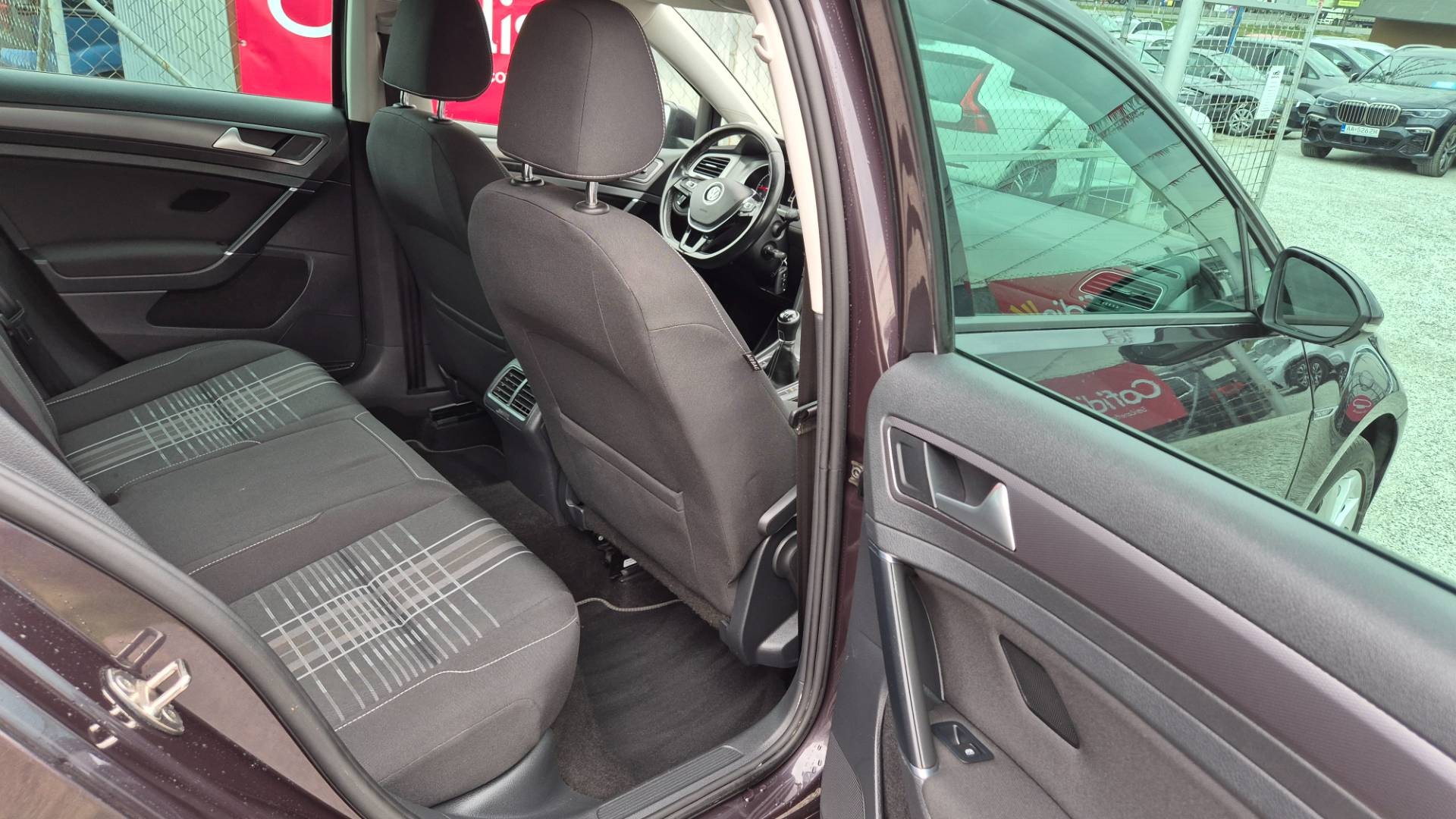 Volkswagen Golf Variant 2.0 TDI BMT 150k Comfortline – Obrázok 21