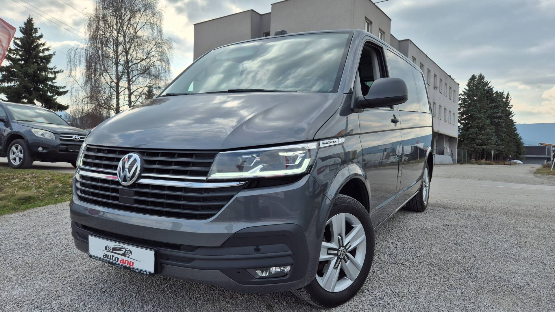 Volkswagen Multivan 2.0 TDI 150k Highline DSG – Obrázok 14