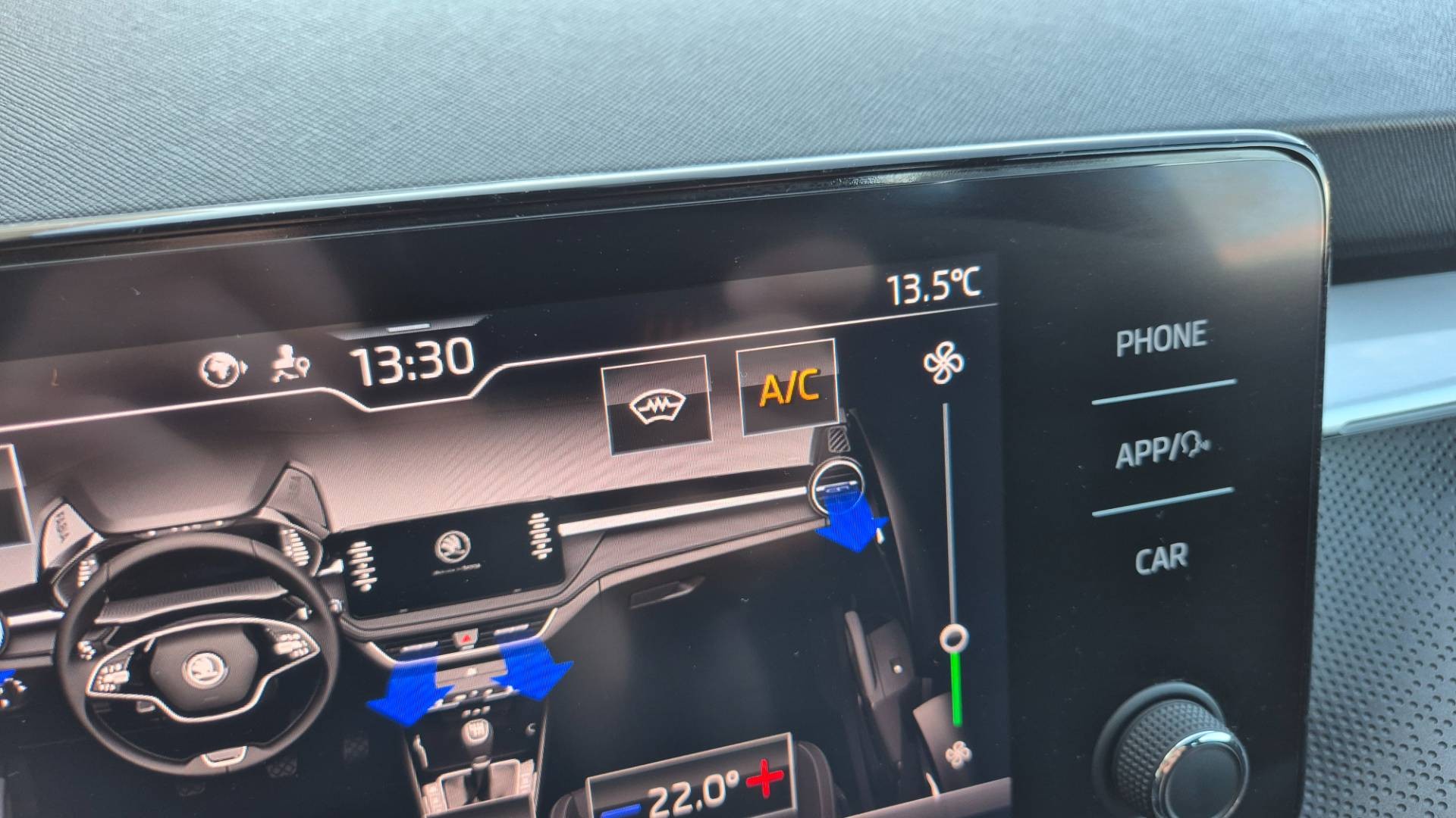 Škoda Fabia 1.5 TSI Style DSG – Obrázok 26