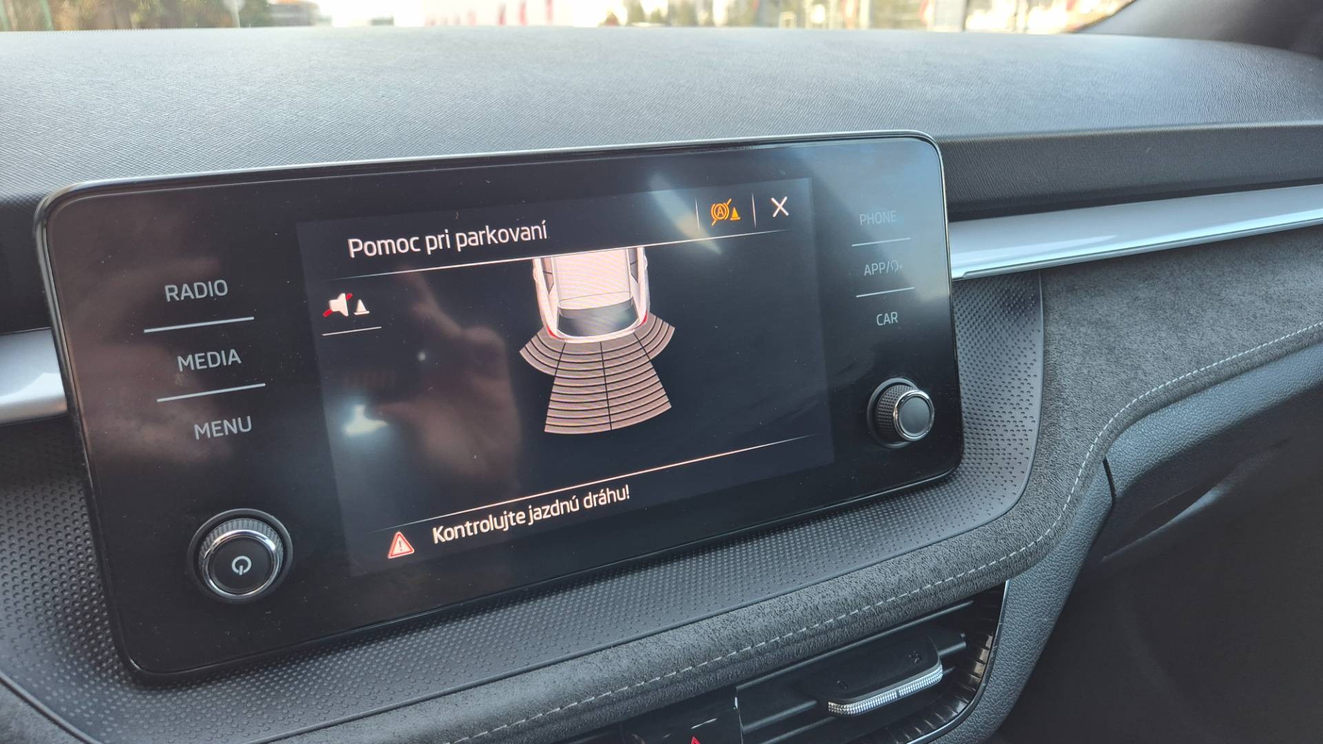 Škoda Fabia 1.5 TSI Style DSG – Obrázok 21