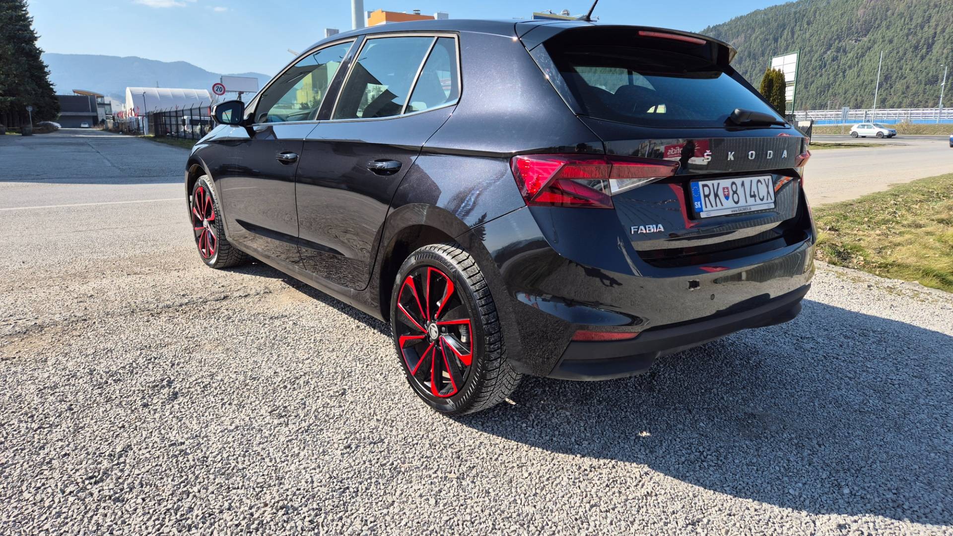 Škoda Fabia 1.5 TSI Style DSG – Obrázok 6